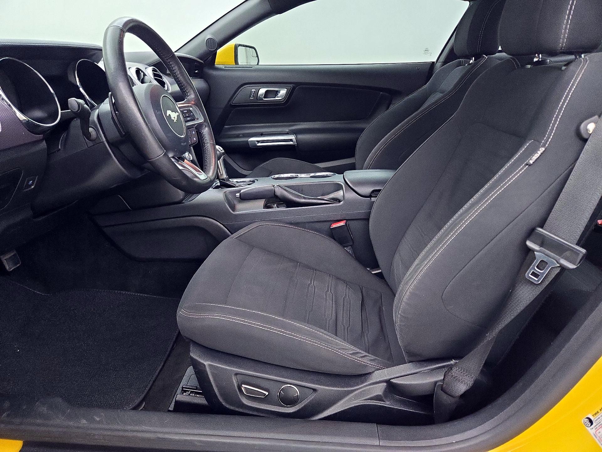 Thumbnail: 2016 Ford Mustang - 11
