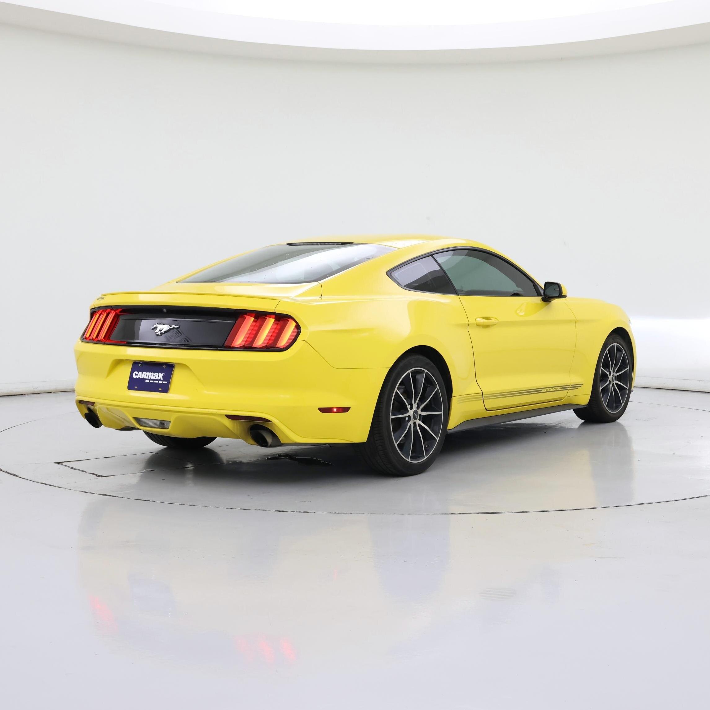 Thumbnail: 2016 Ford Mustang - 8