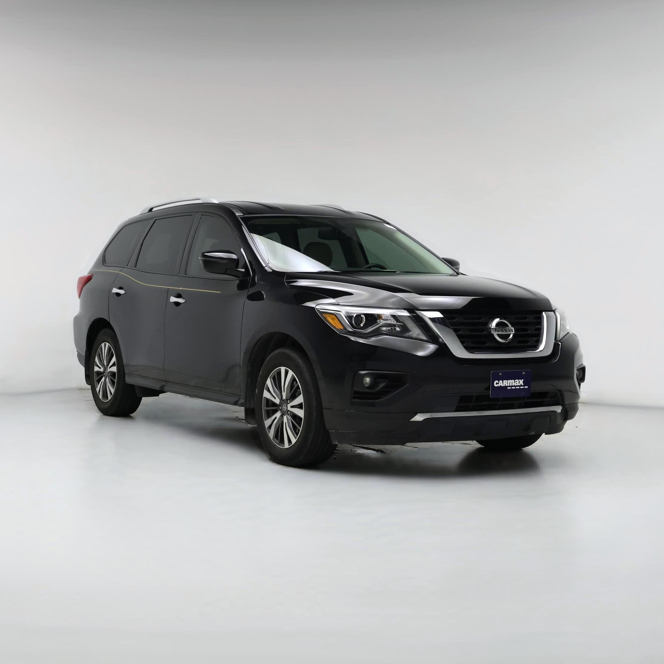 Thumbnail: 2017 Nissan Pathfinder - 1
