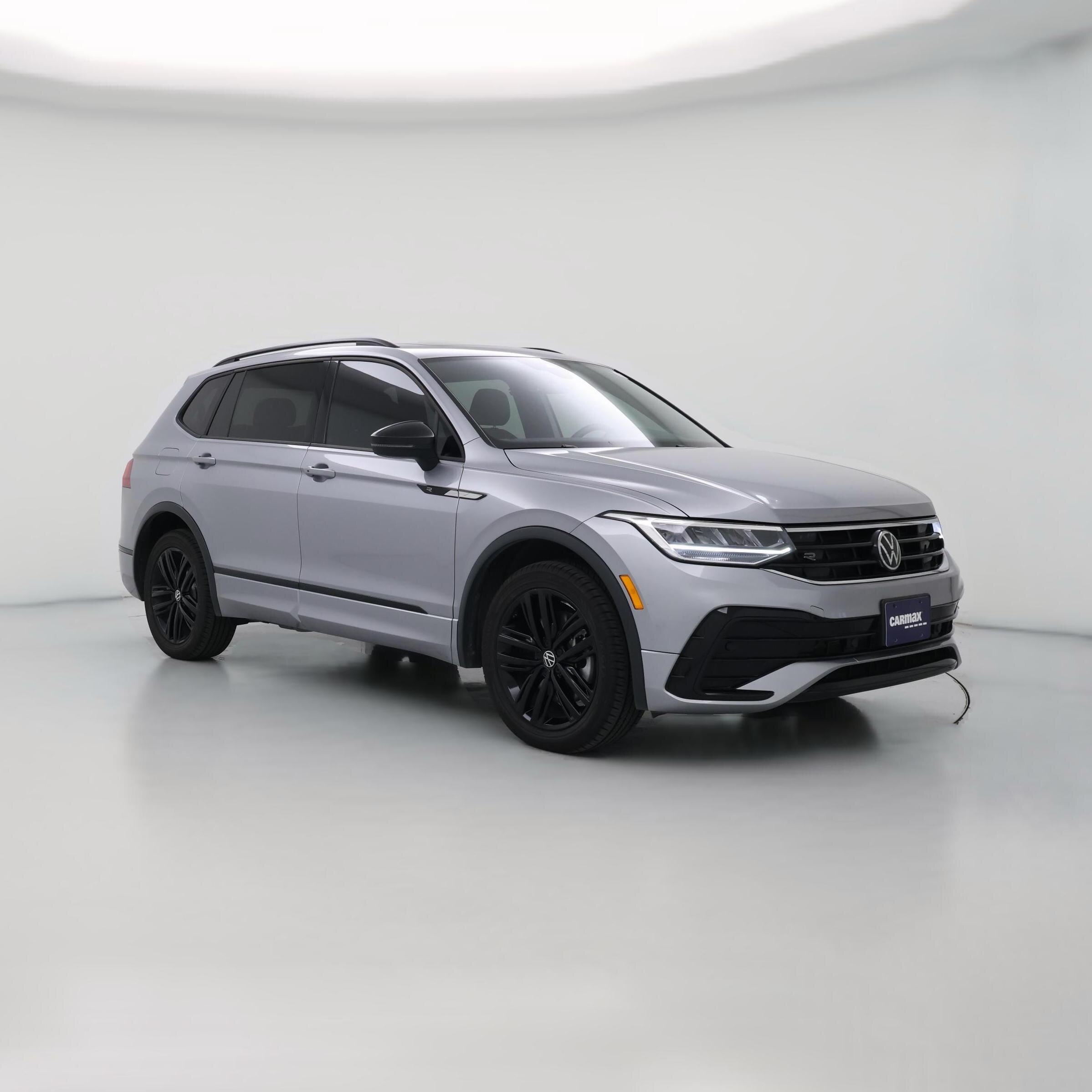 Thumbnail: 2022 Volkswagen Tiguan - 1