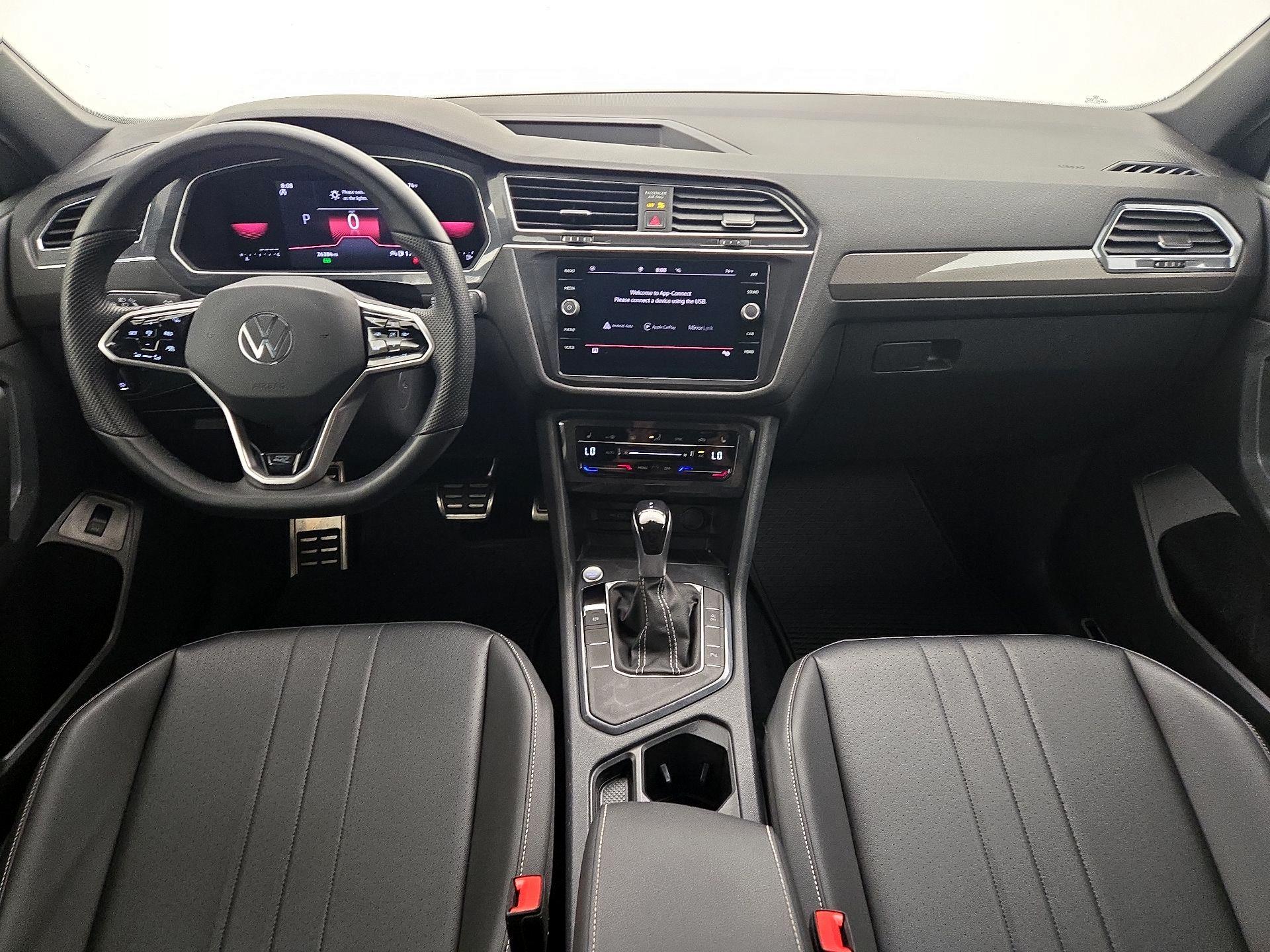 Thumbnail: 2022 Volkswagen Tiguan - 9