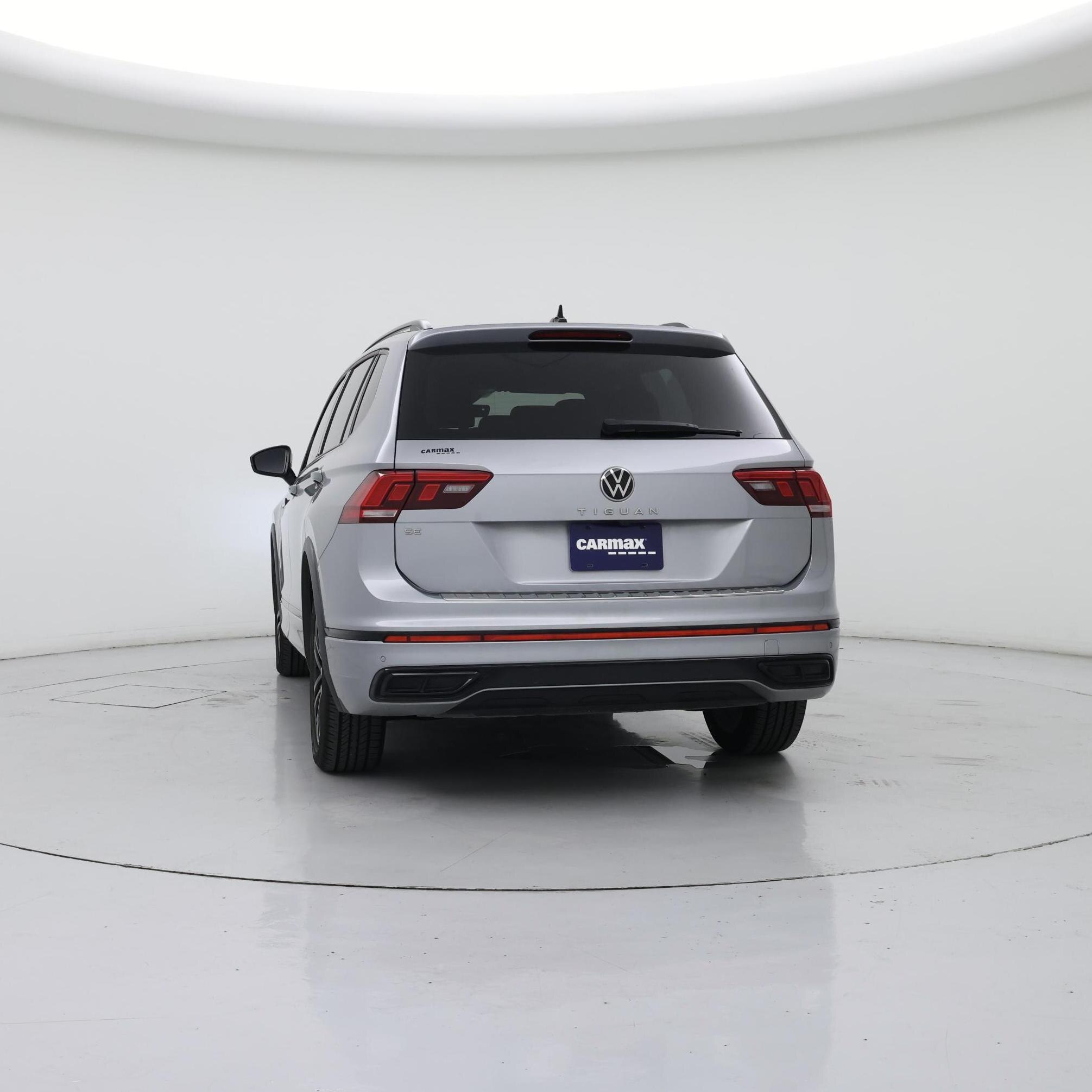 Thumbnail: 2022 Volkswagen Tiguan - 6