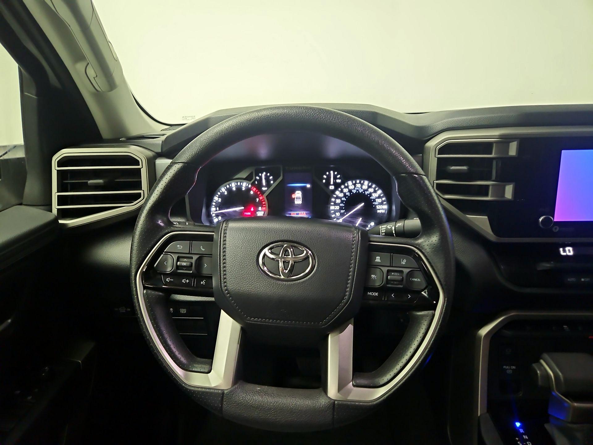 Thumbnail: 2023 Toyota Tundra - 10
