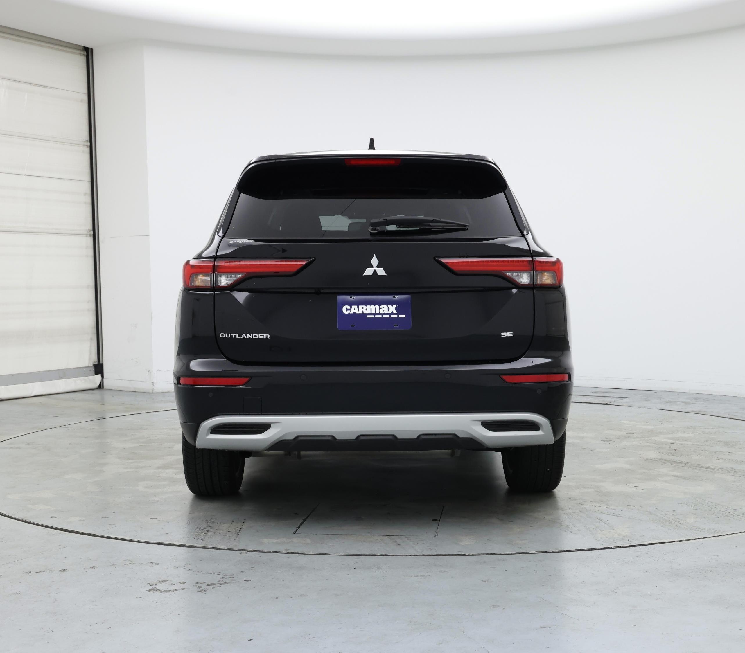 Thumbnail: 2024 Mitsubishi Outlander - 6