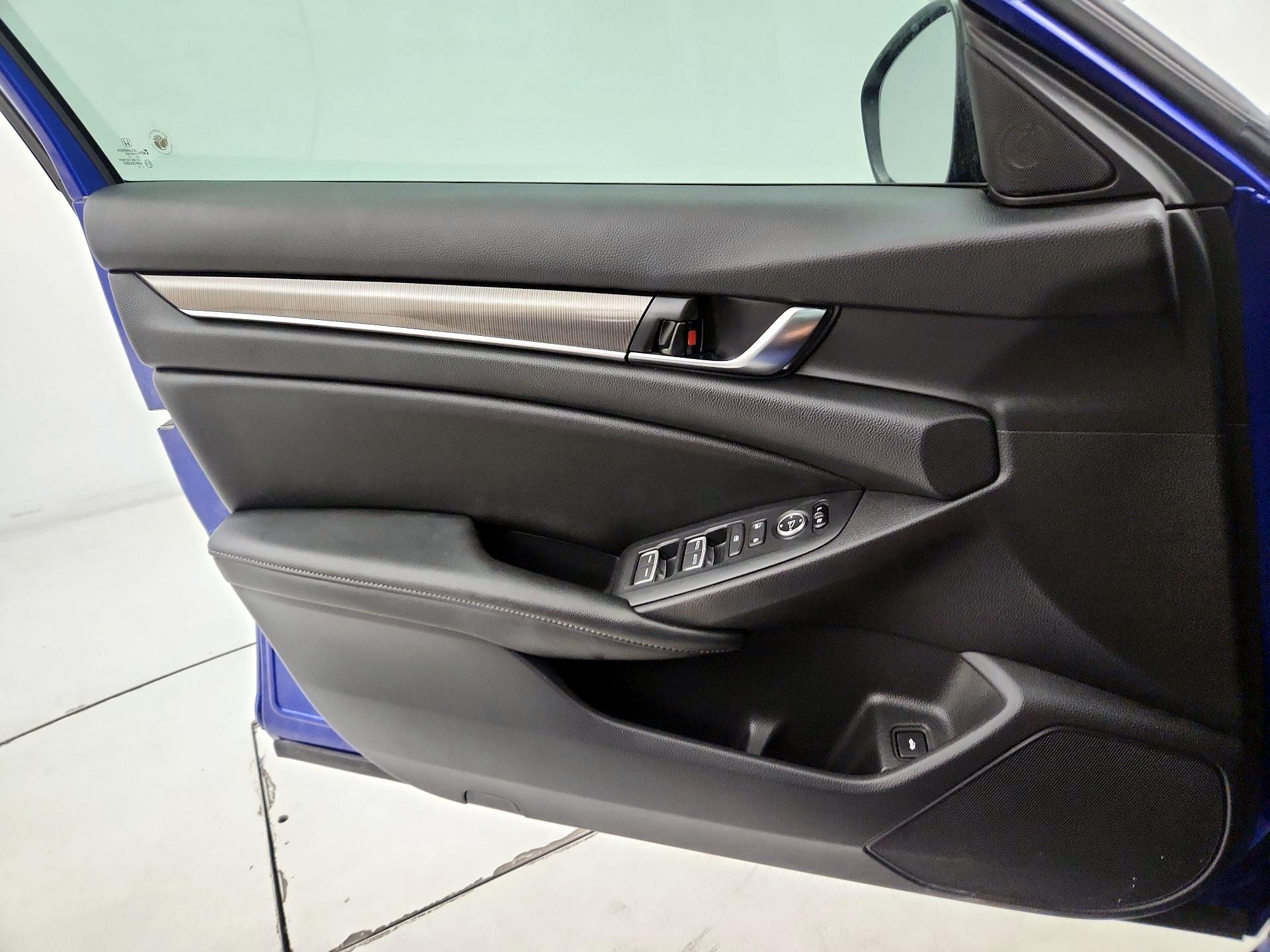 Thumbnail: 2020 Honda Accord - 12