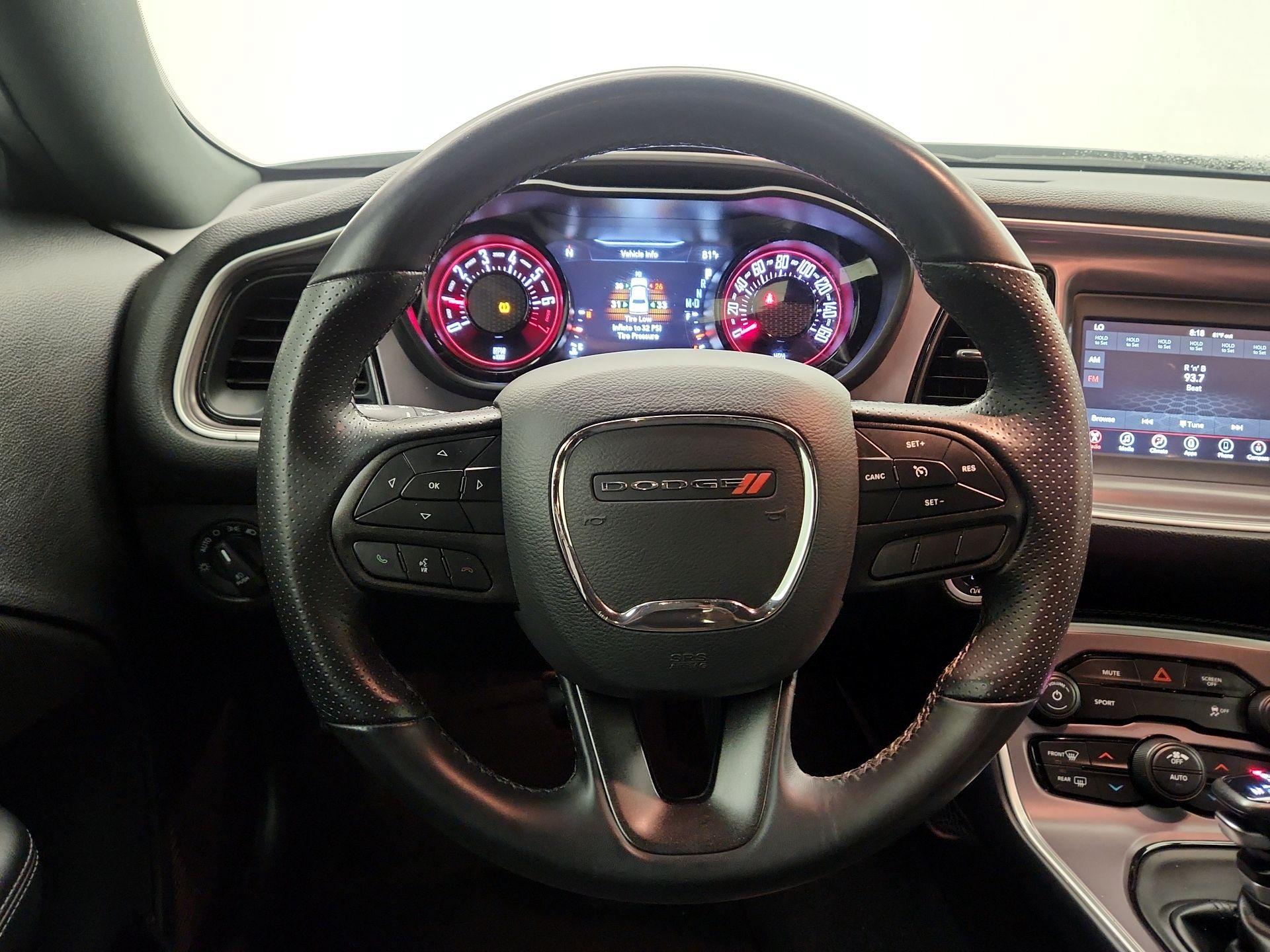 Thumbnail: 2022 Dodge Challenger - 10