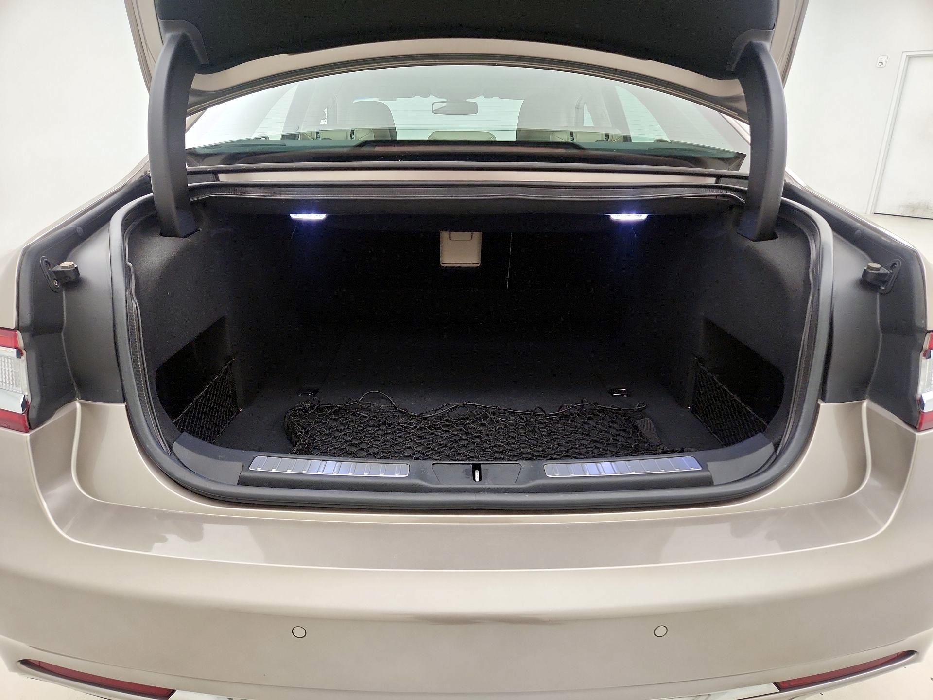 Thumbnail: 2020 Lincoln Continental - 17