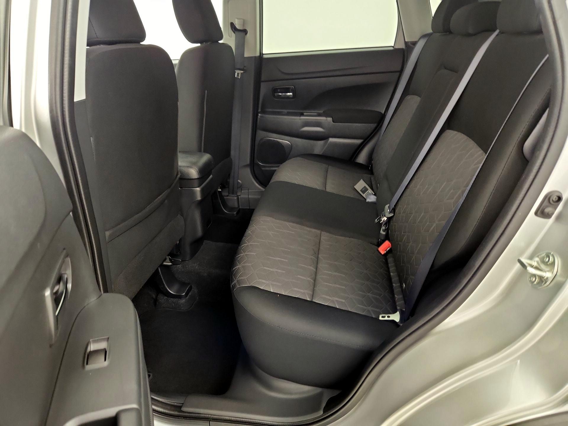 Thumbnail: 2022 Mitsubishi Outlander Sport - 19