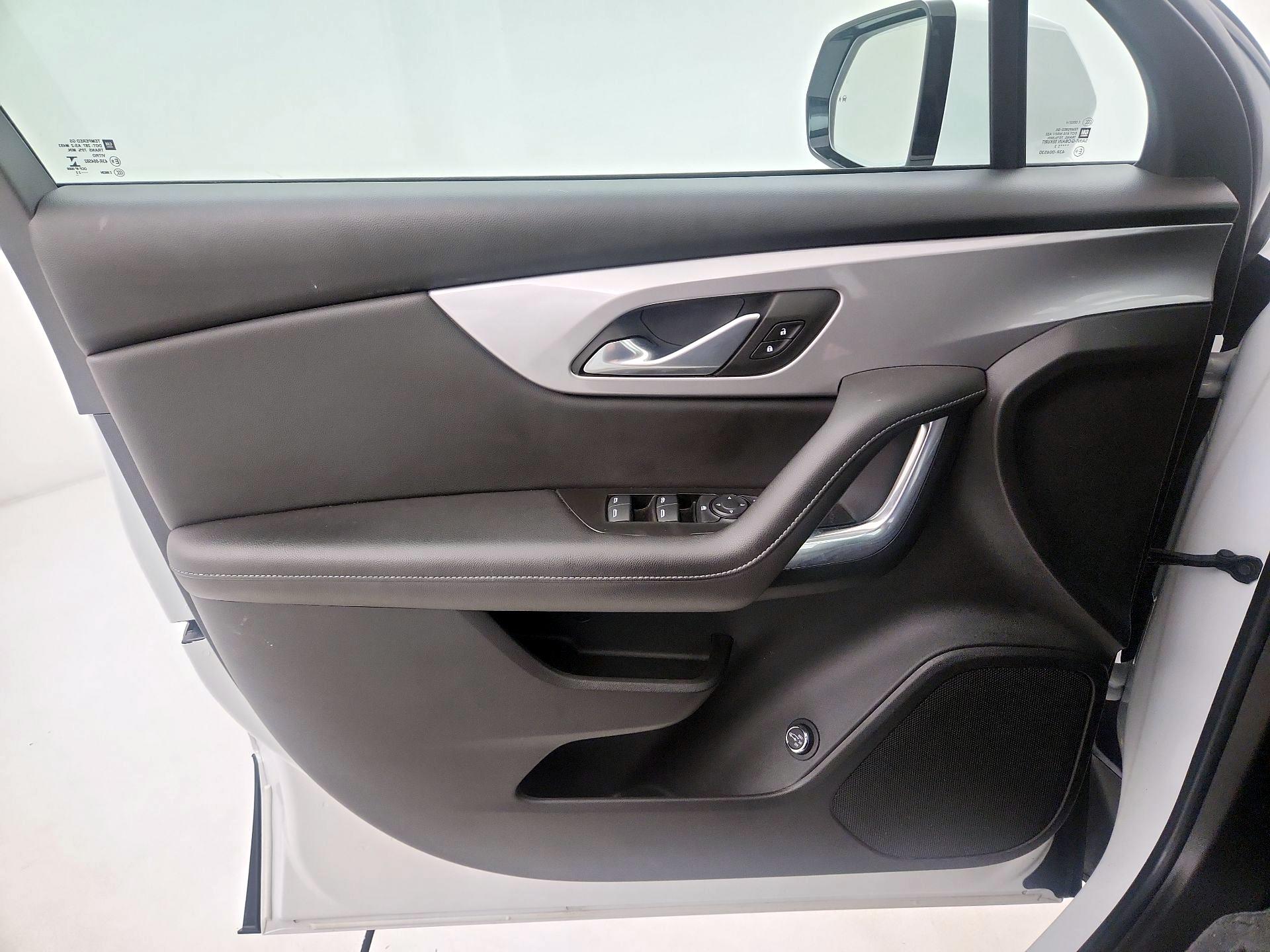 Thumbnail: 2022 Chevrolet Blazer - 10