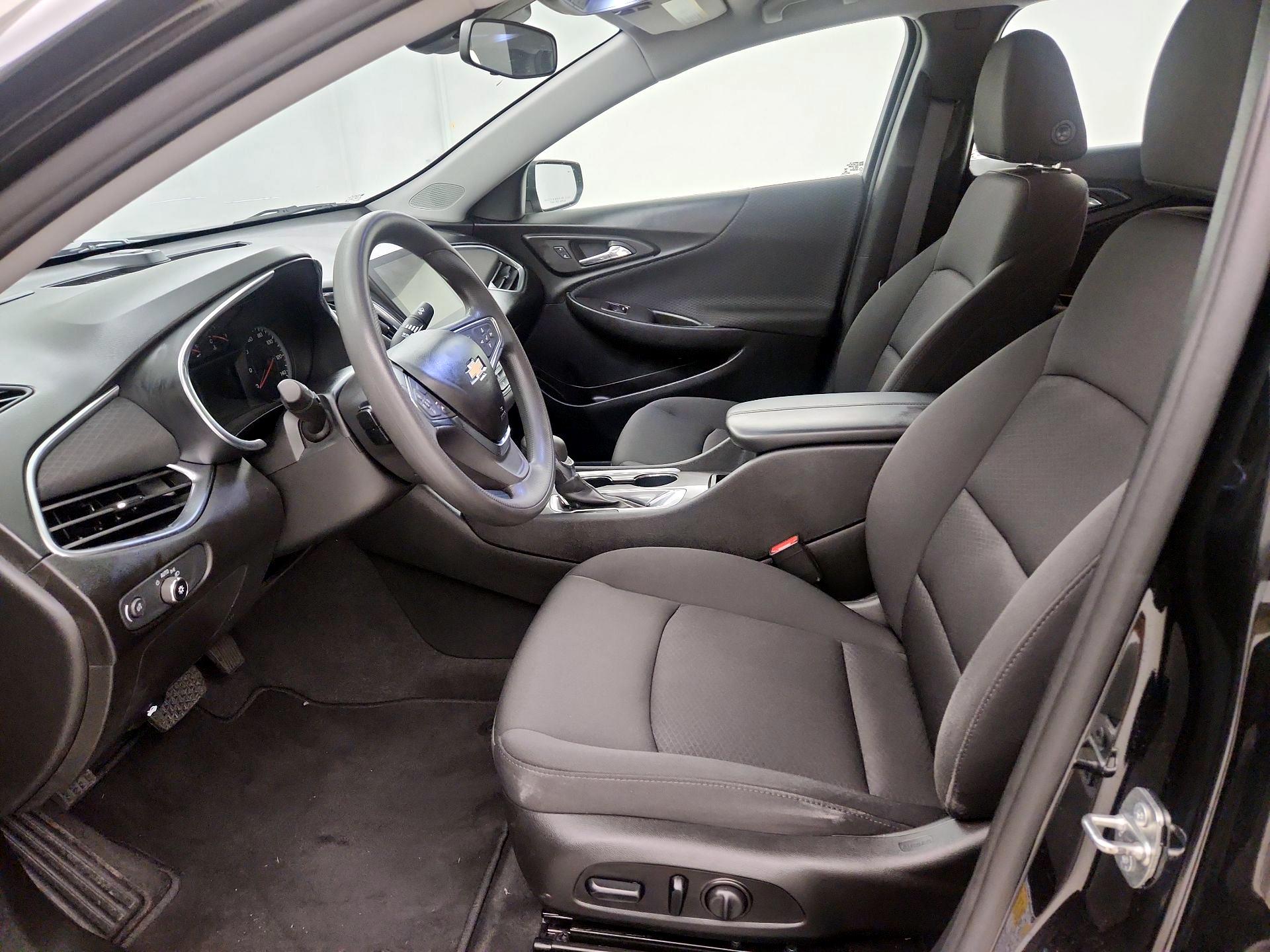 Thumbnail: 2021 Chevrolet Malibu - 11
