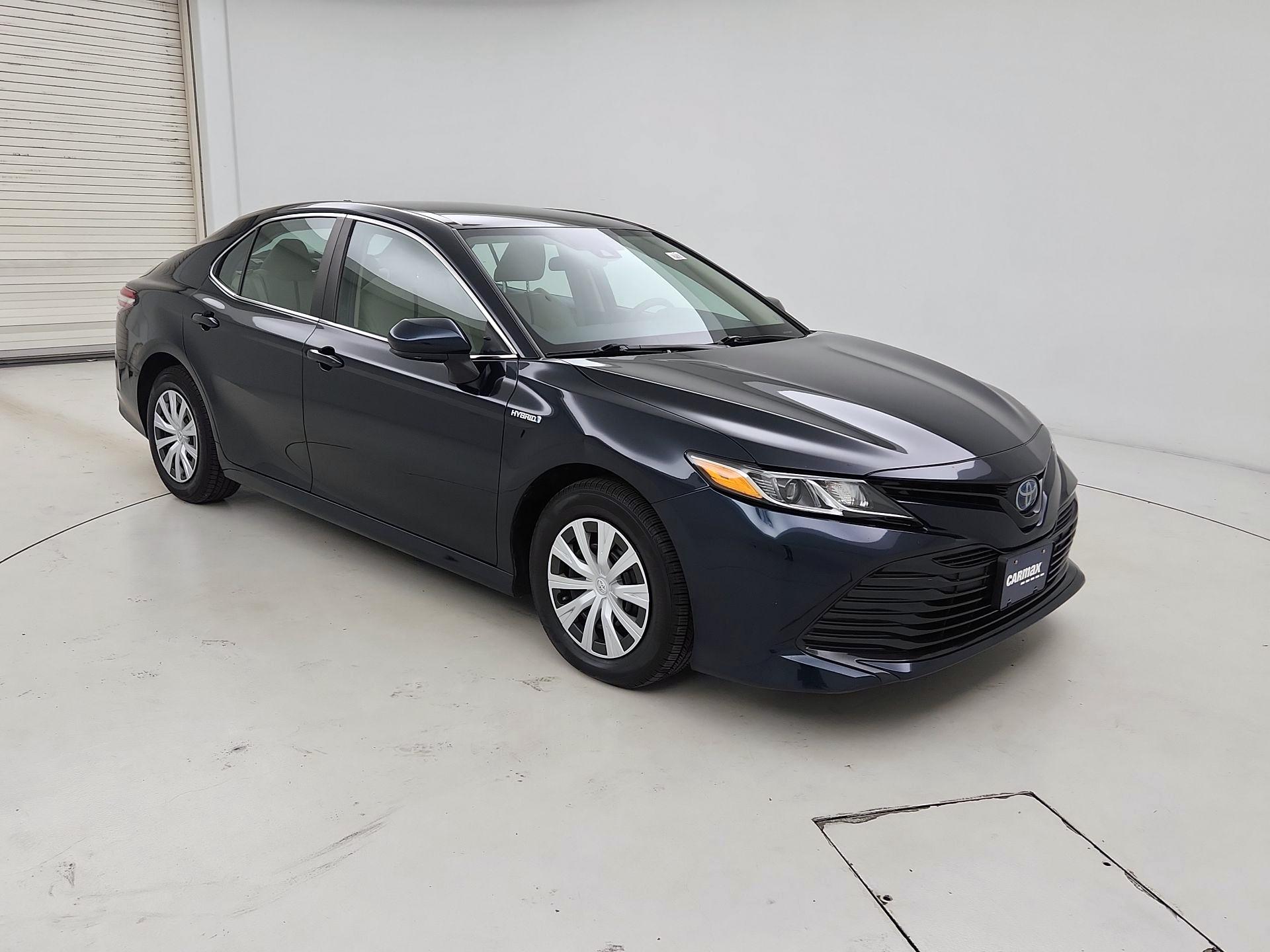 Thumbnail: 2020 Toyota Camry - 1
