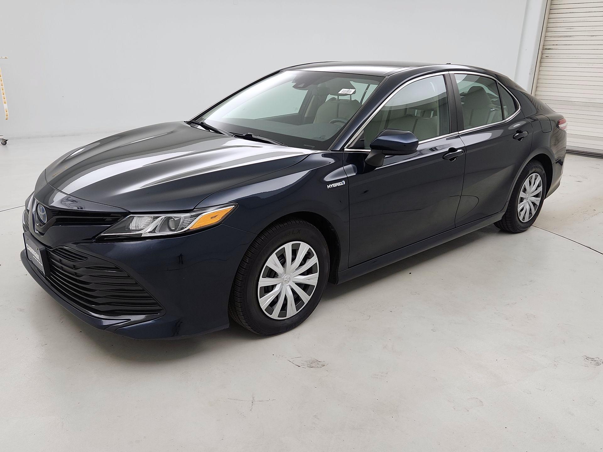 Thumbnail: 2020 Toyota Camry - 3