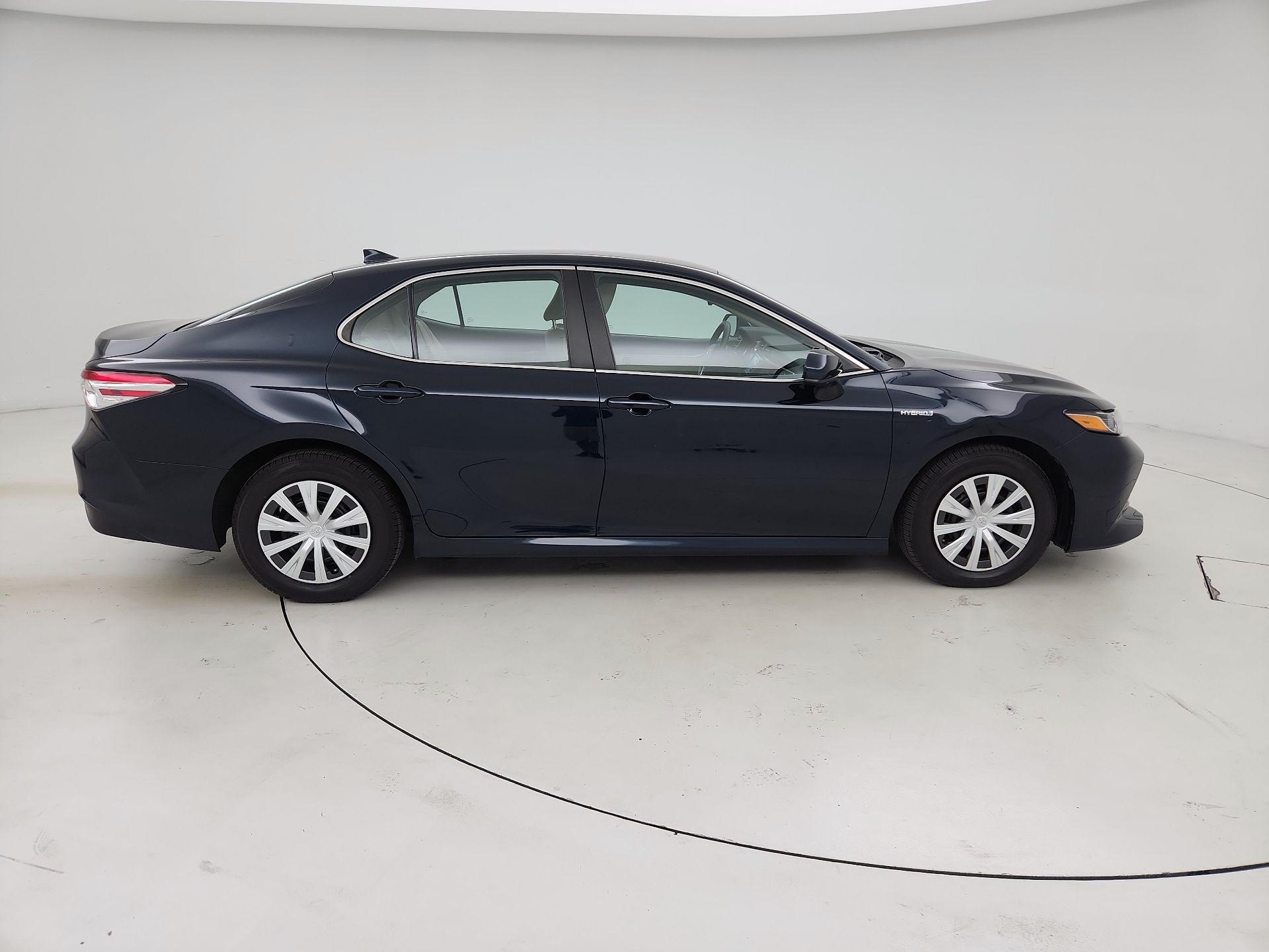 Thumbnail: 2020 Toyota Camry - 4