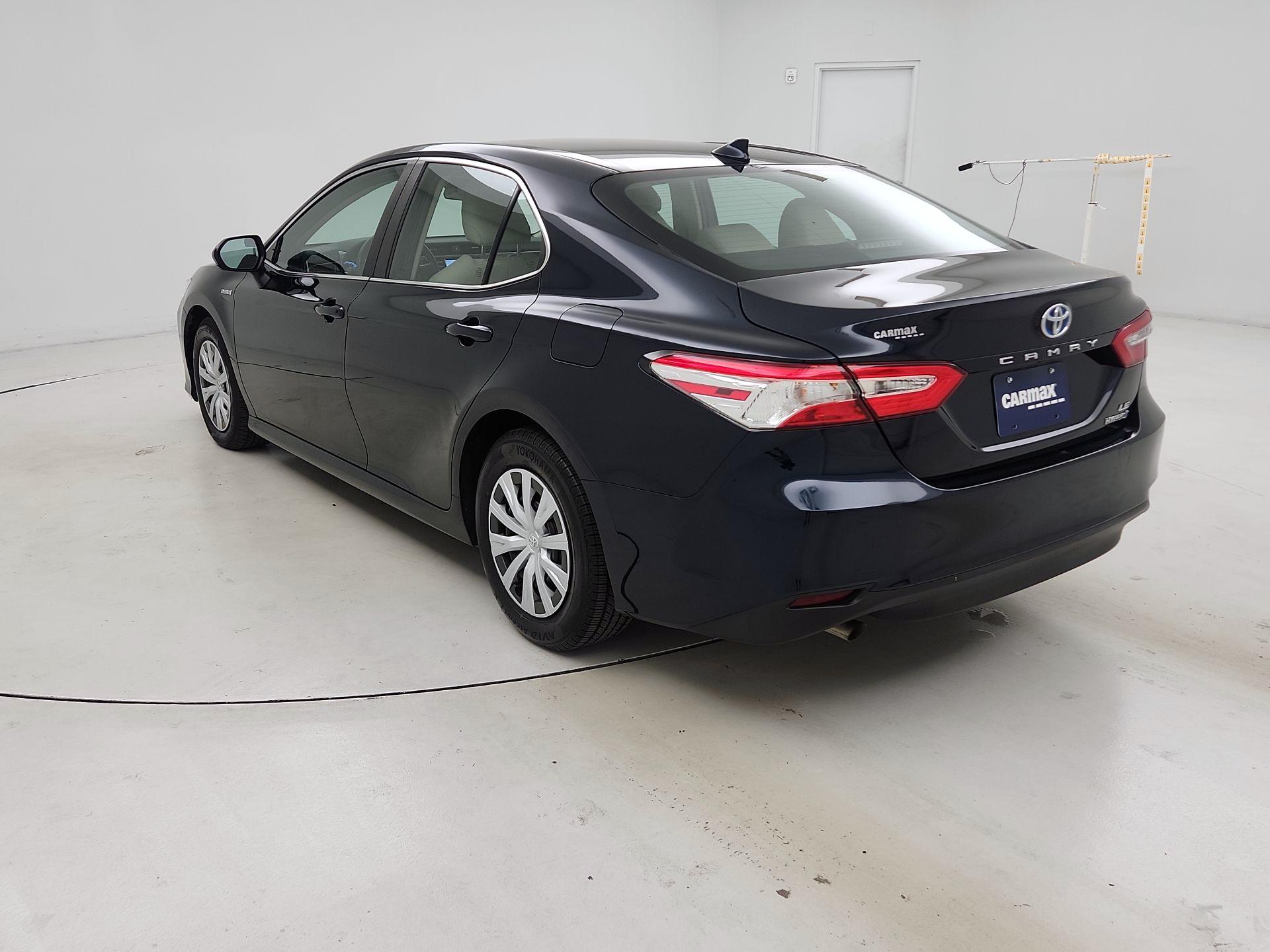Thumbnail: 2020 Toyota Camry - 7