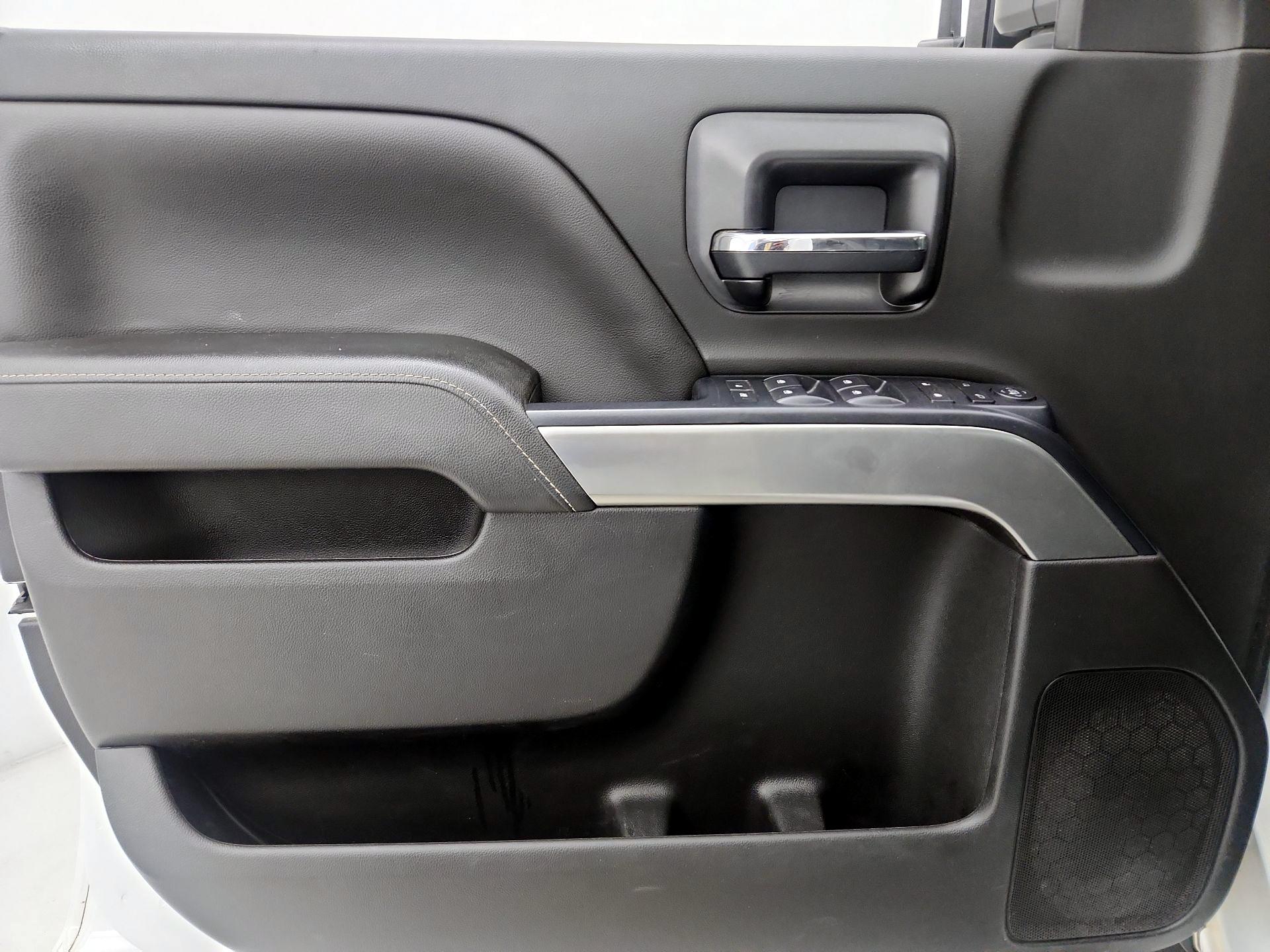 Thumbnail: 2019 Chevrolet Silverado 2500 - 12