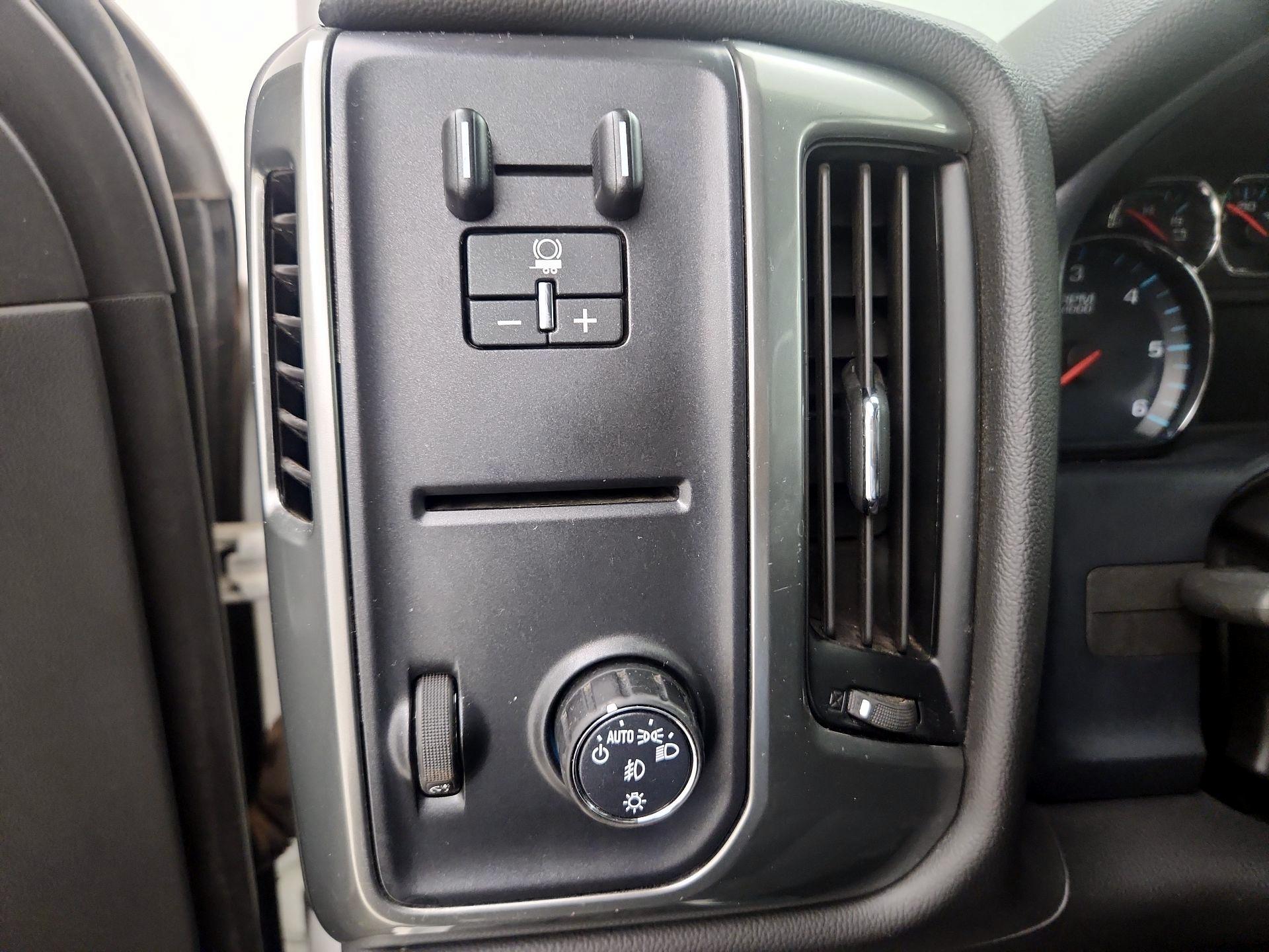 Thumbnail: 2019 Chevrolet Silverado 2500 - 13