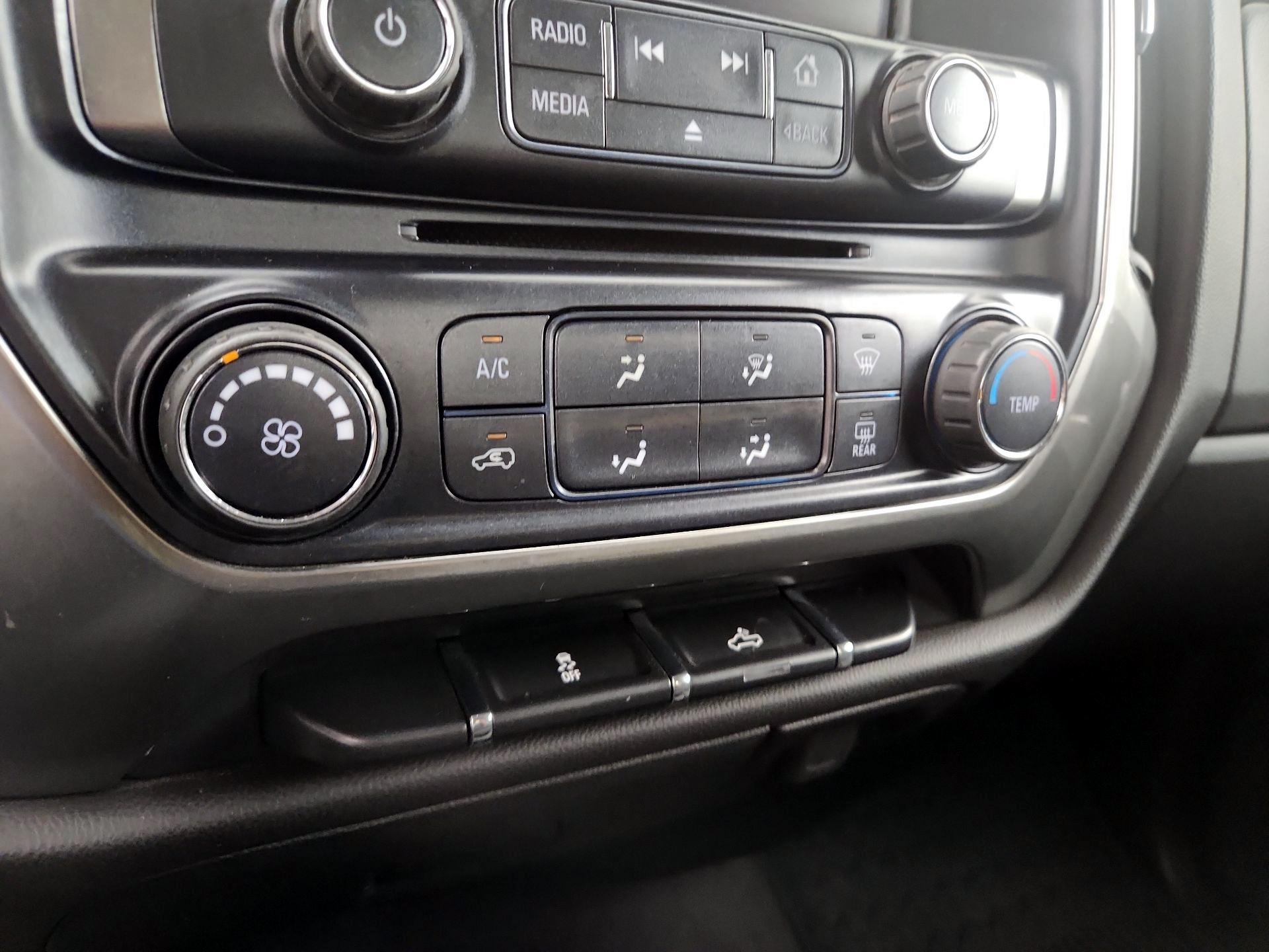 Thumbnail: 2019 Chevrolet Silverado 2500 - 16