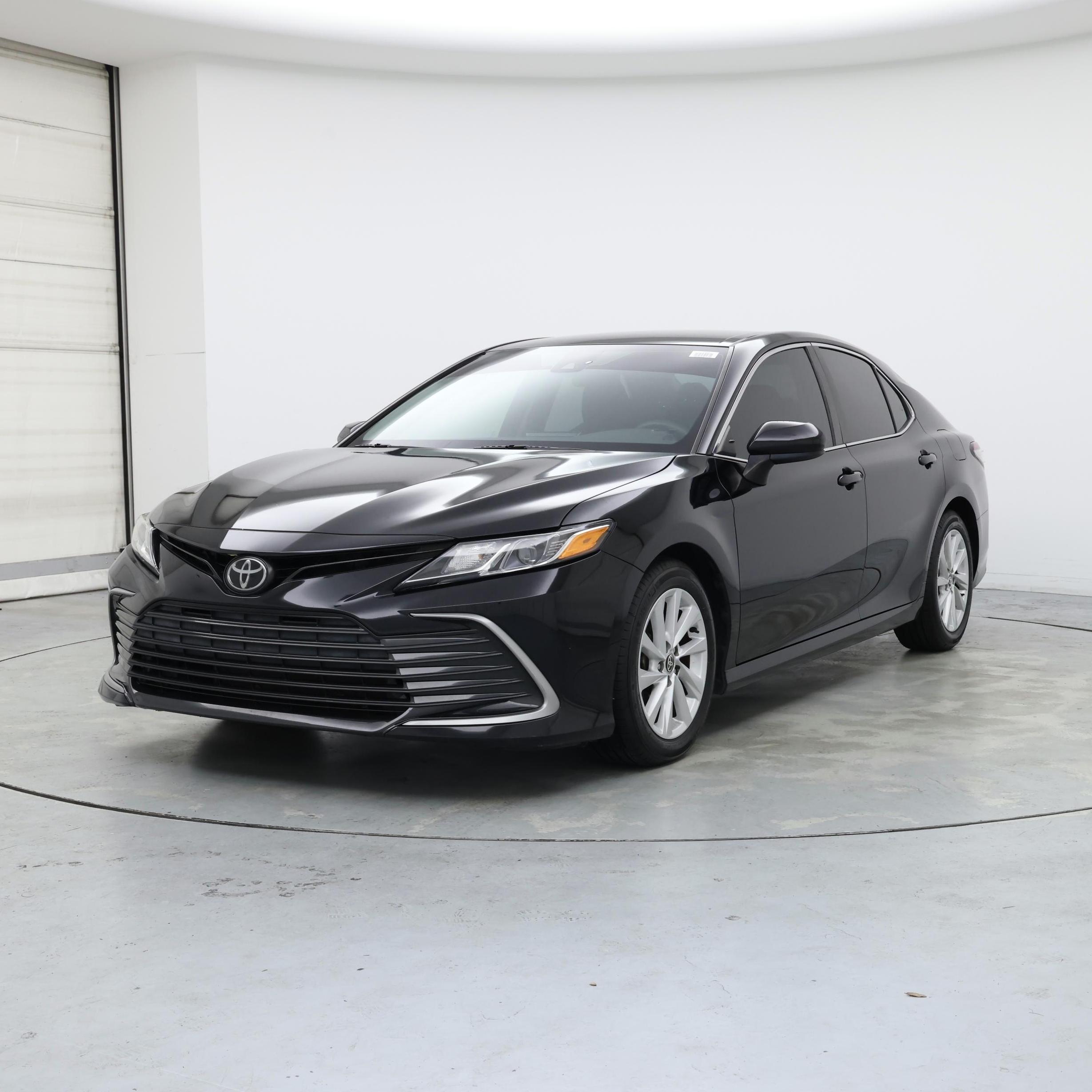 Thumbnail: 2022 Toyota Camry - 4