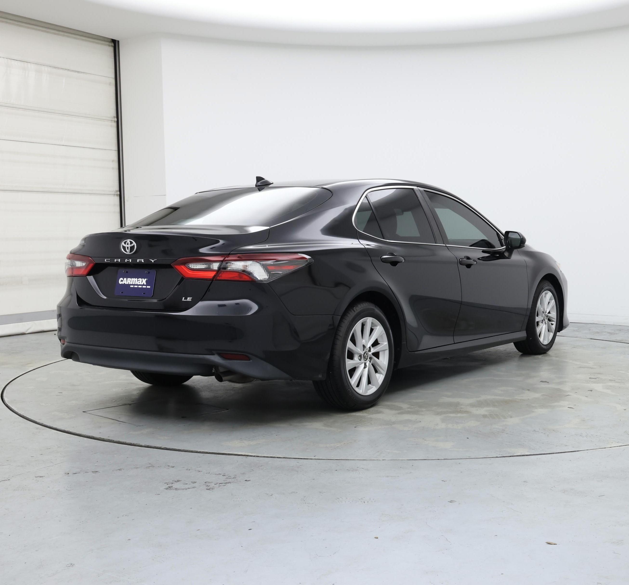 Thumbnail: 2022 Toyota Camry - 8