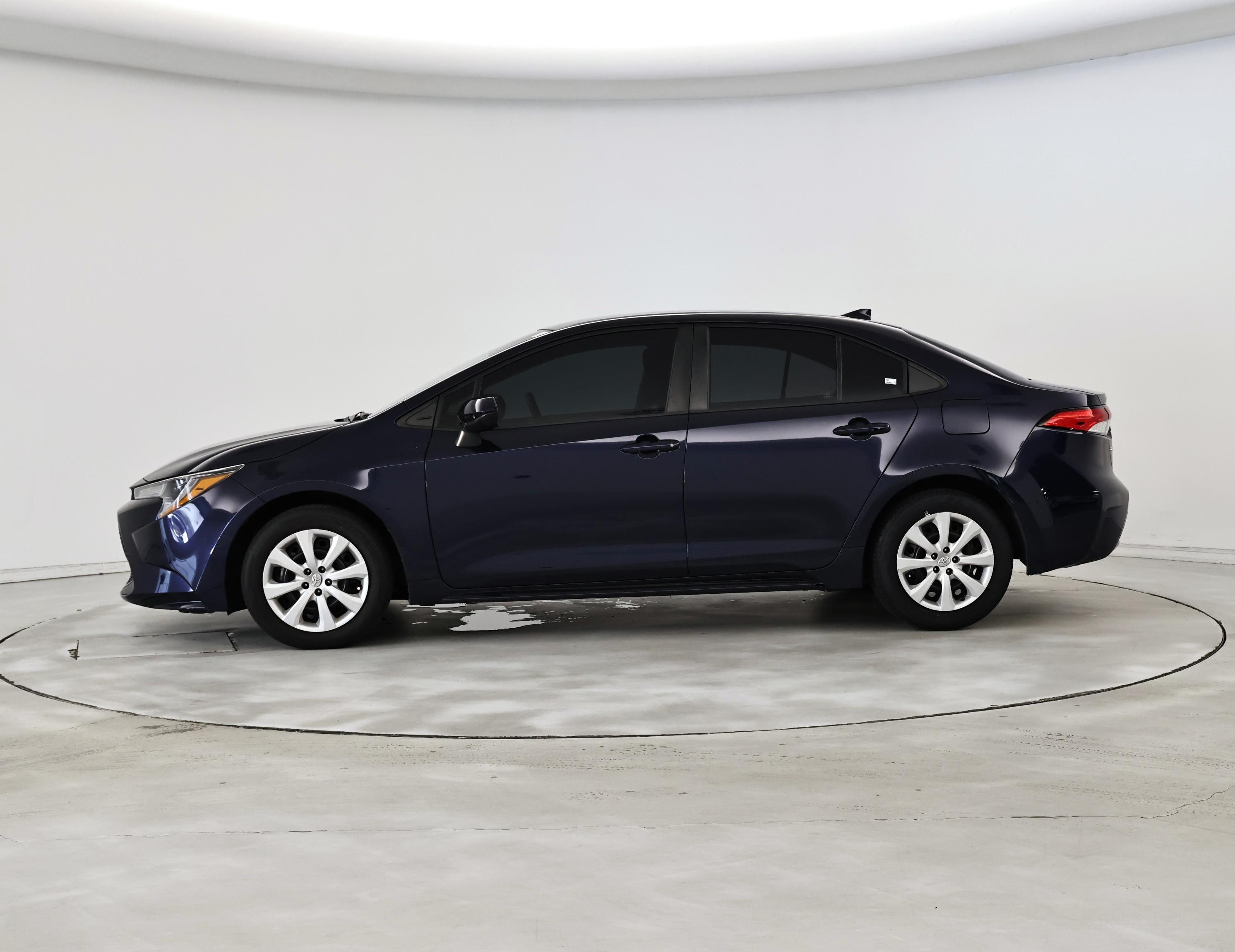 Thumbnail: 2022 Toyota Corolla - 3