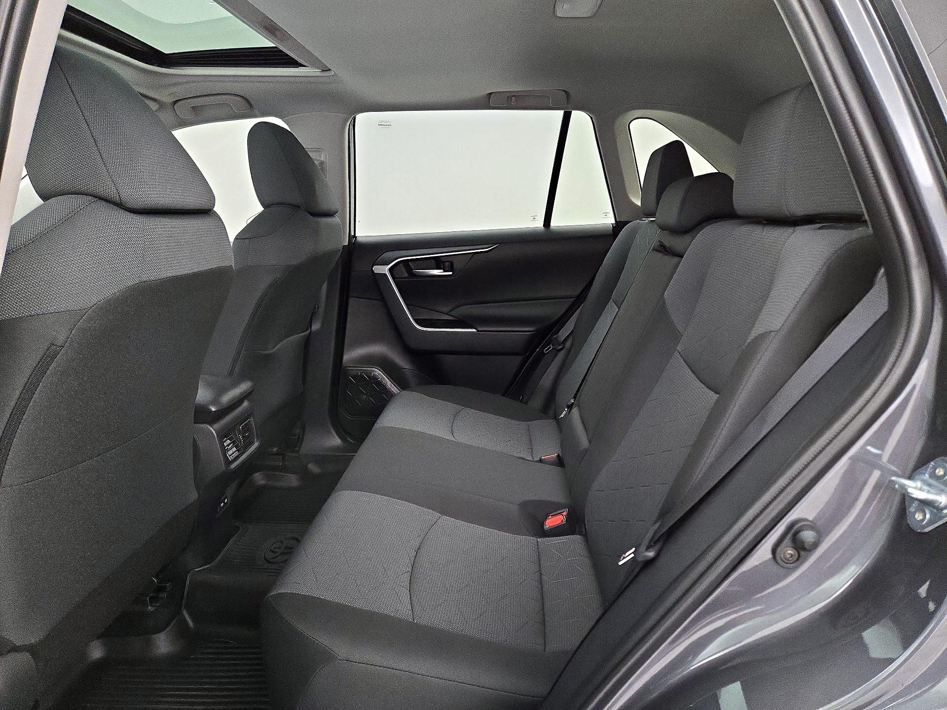 Thumbnail: 2025 Toyota RAV4 - 20