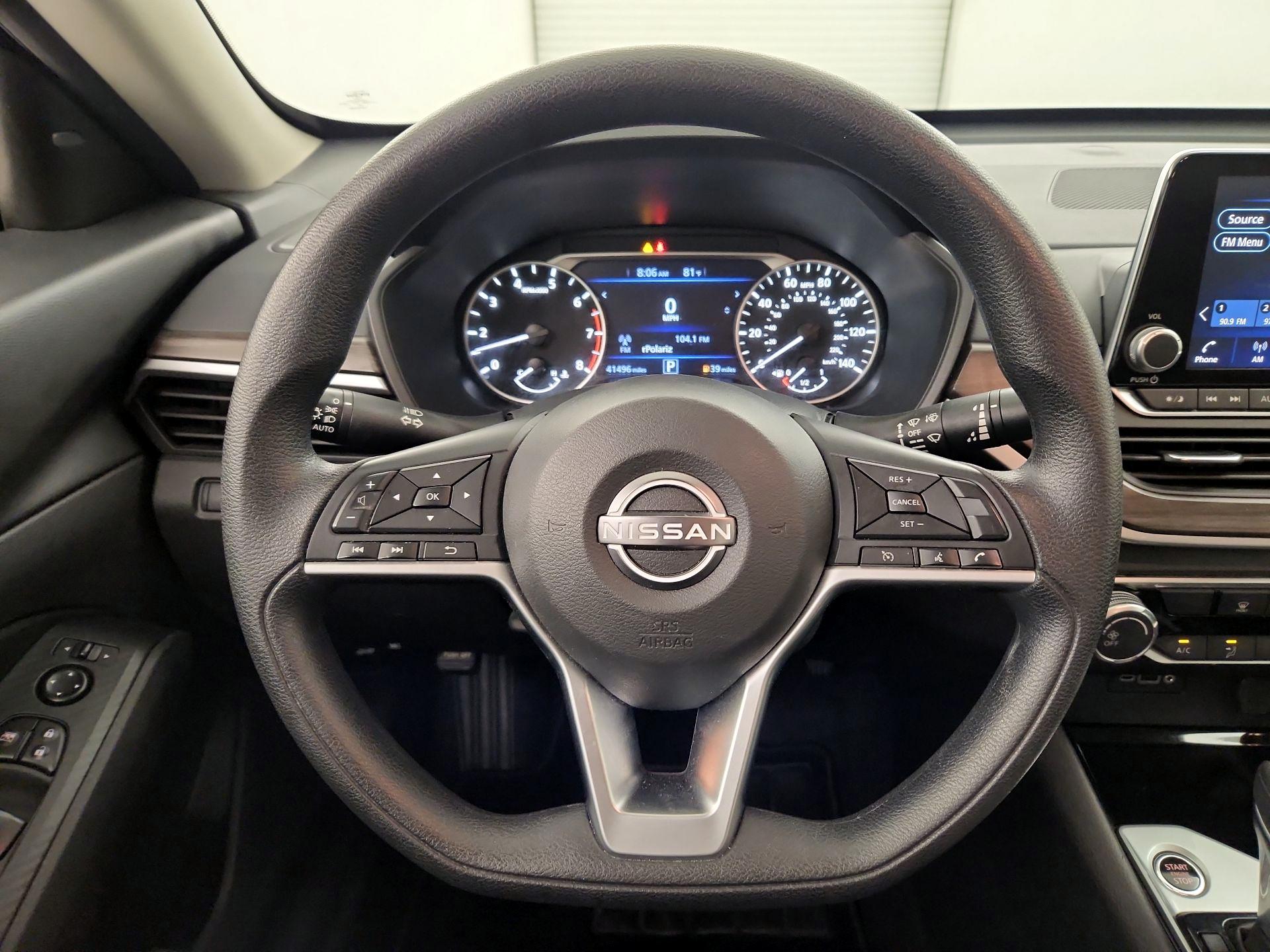 Thumbnail: 2024 Nissan Altima - 10