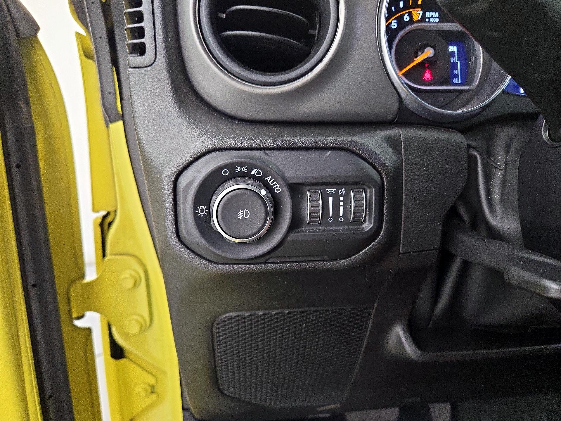 Thumbnail: 2022 Jeep Wrangler - 13