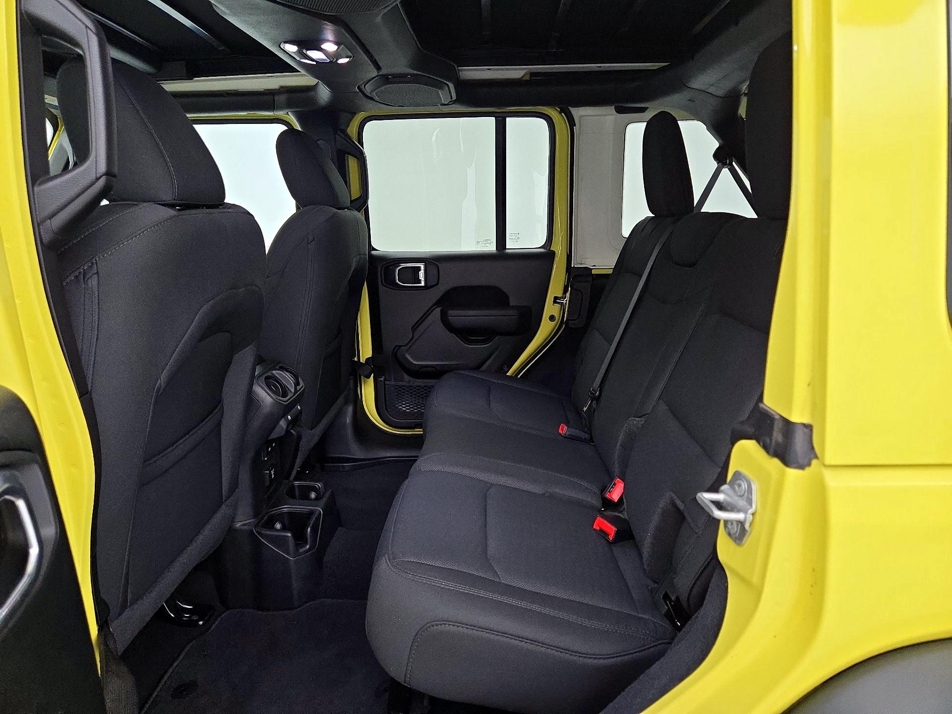 Thumbnail: 2022 Jeep Wrangler - 20