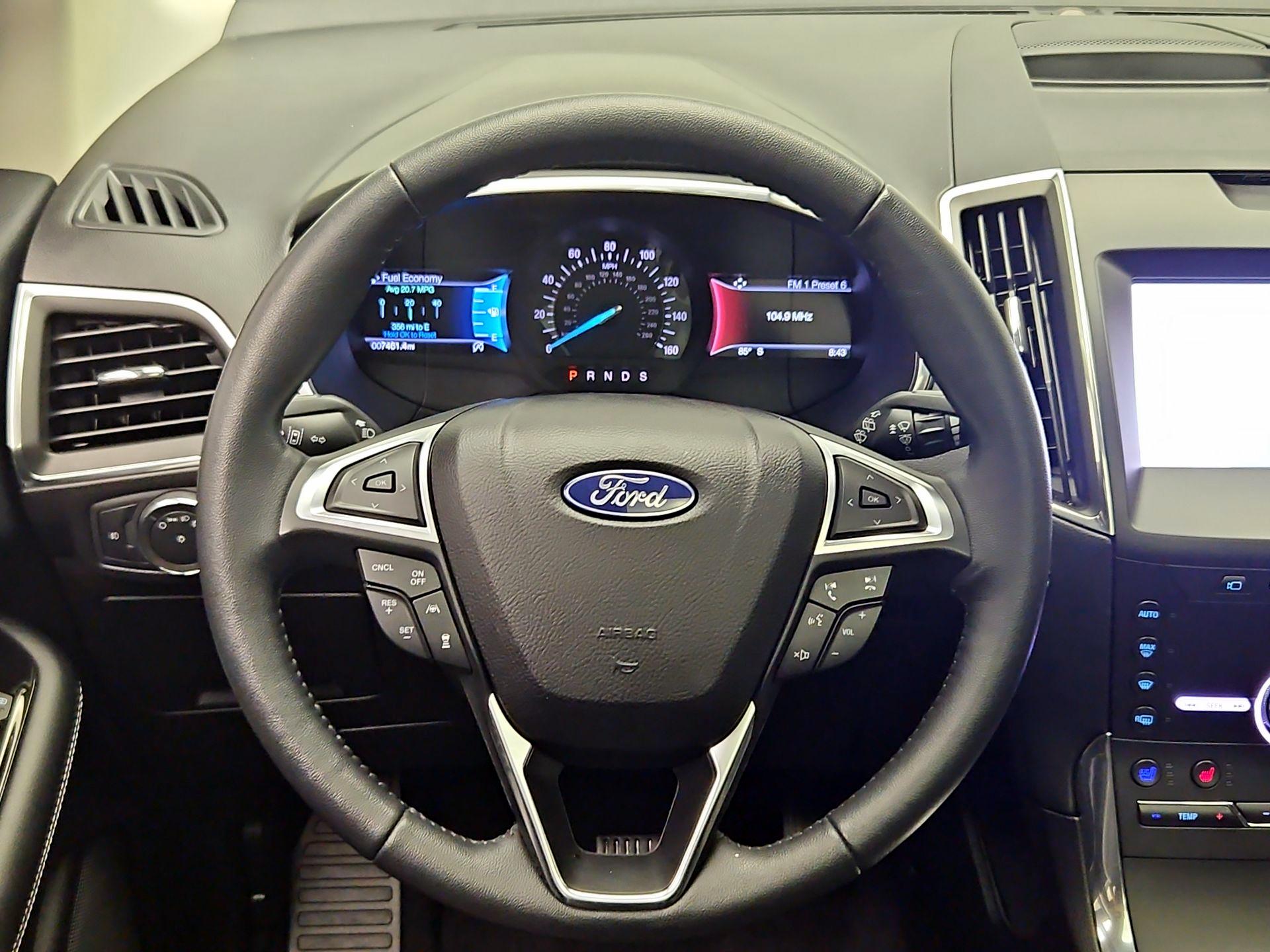 Thumbnail: 2020 Ford Edge - 10