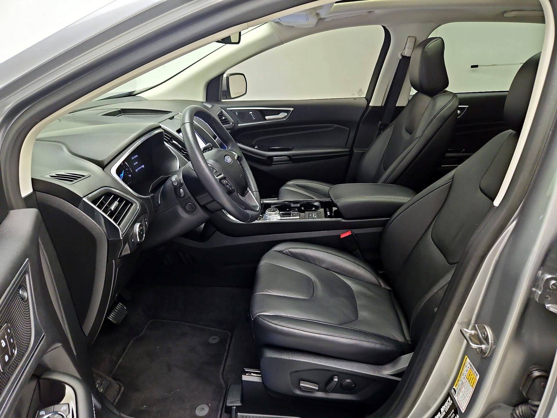 Thumbnail: 2020 Ford Edge - 11