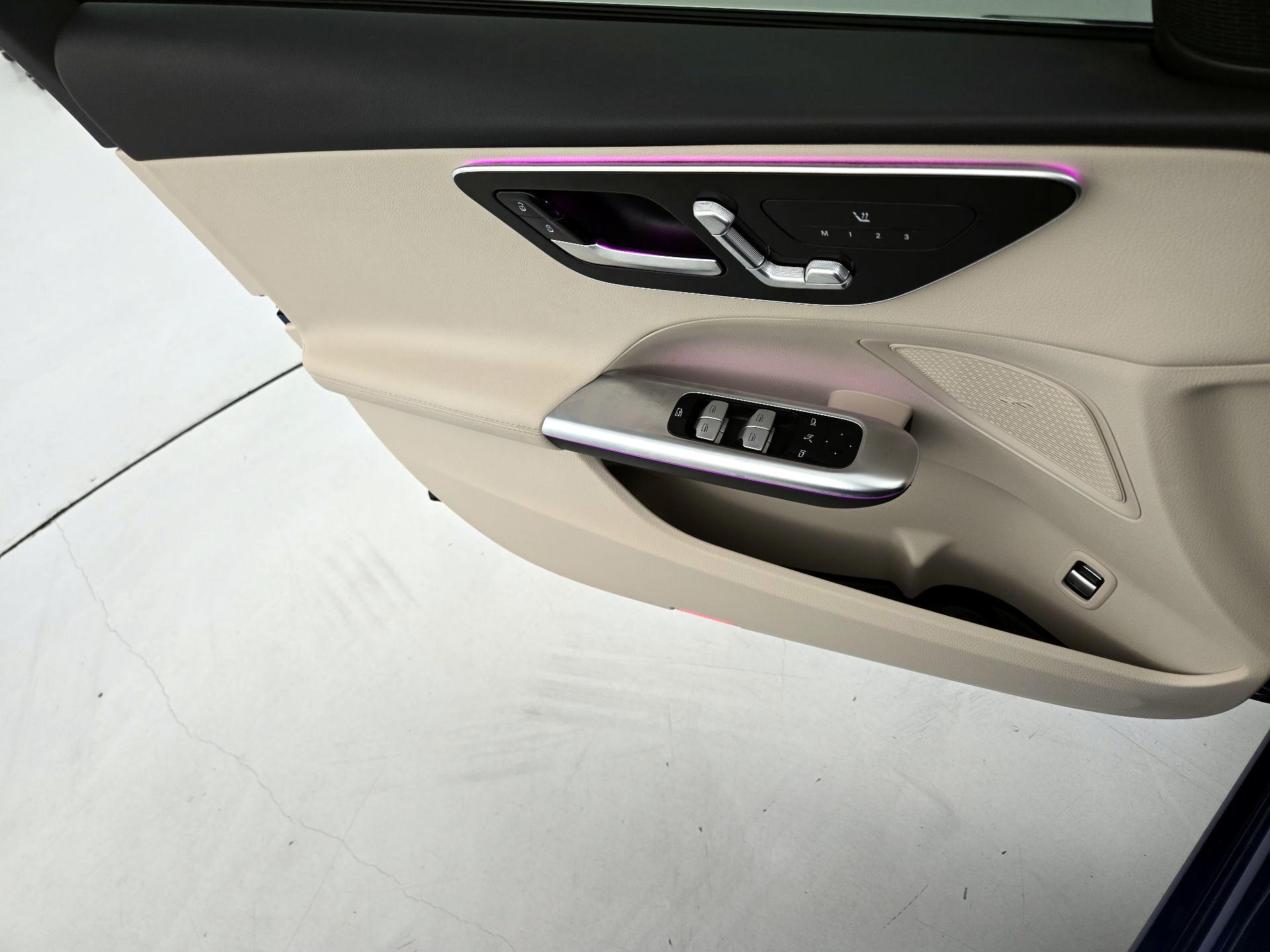 Thumbnail: 2023 Mercedes-Benz C-Class - 12