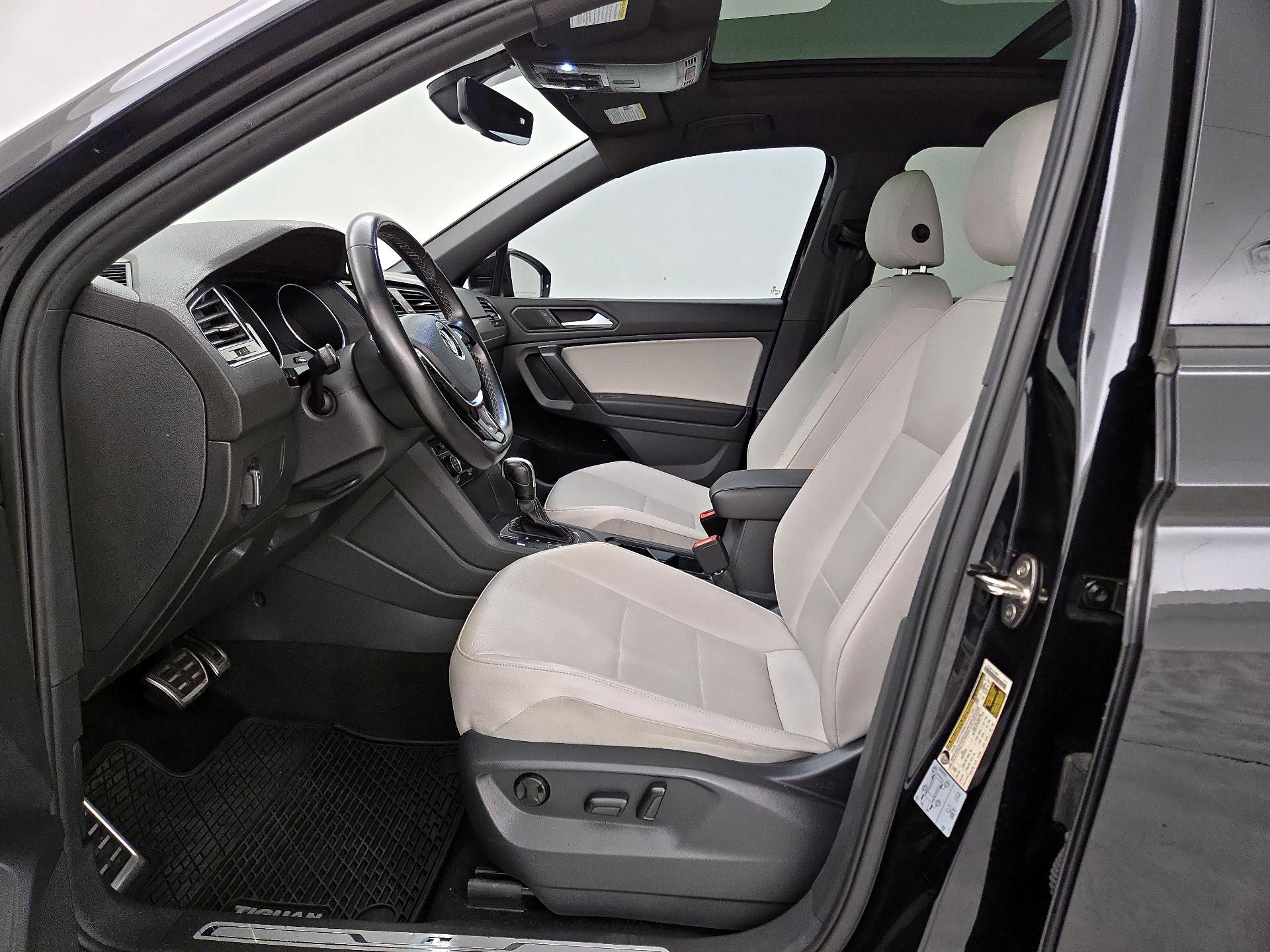 Thumbnail: 2021 Volkswagen Tiguan - 11