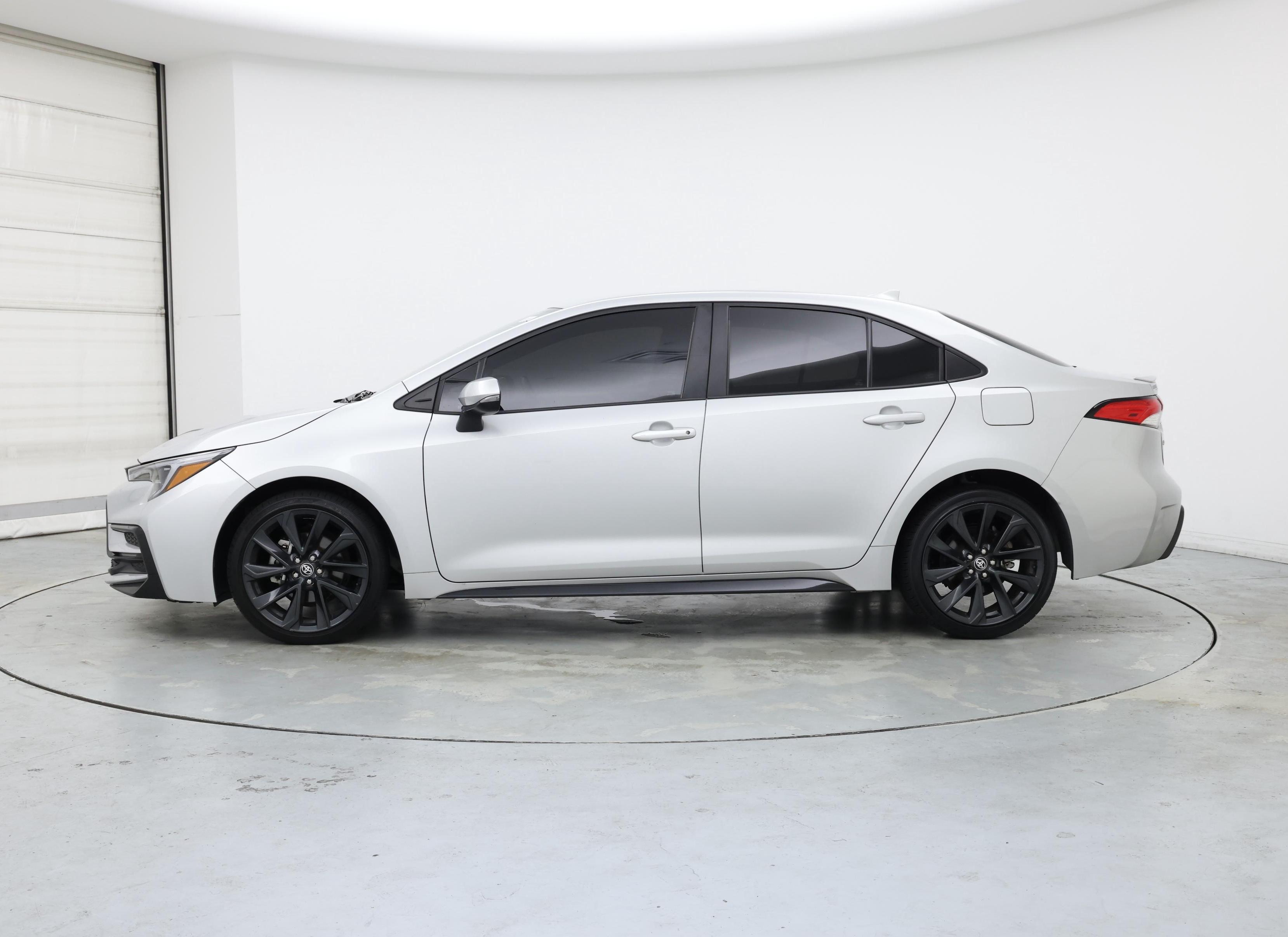 Thumbnail: 2024 Toyota Corolla - 3