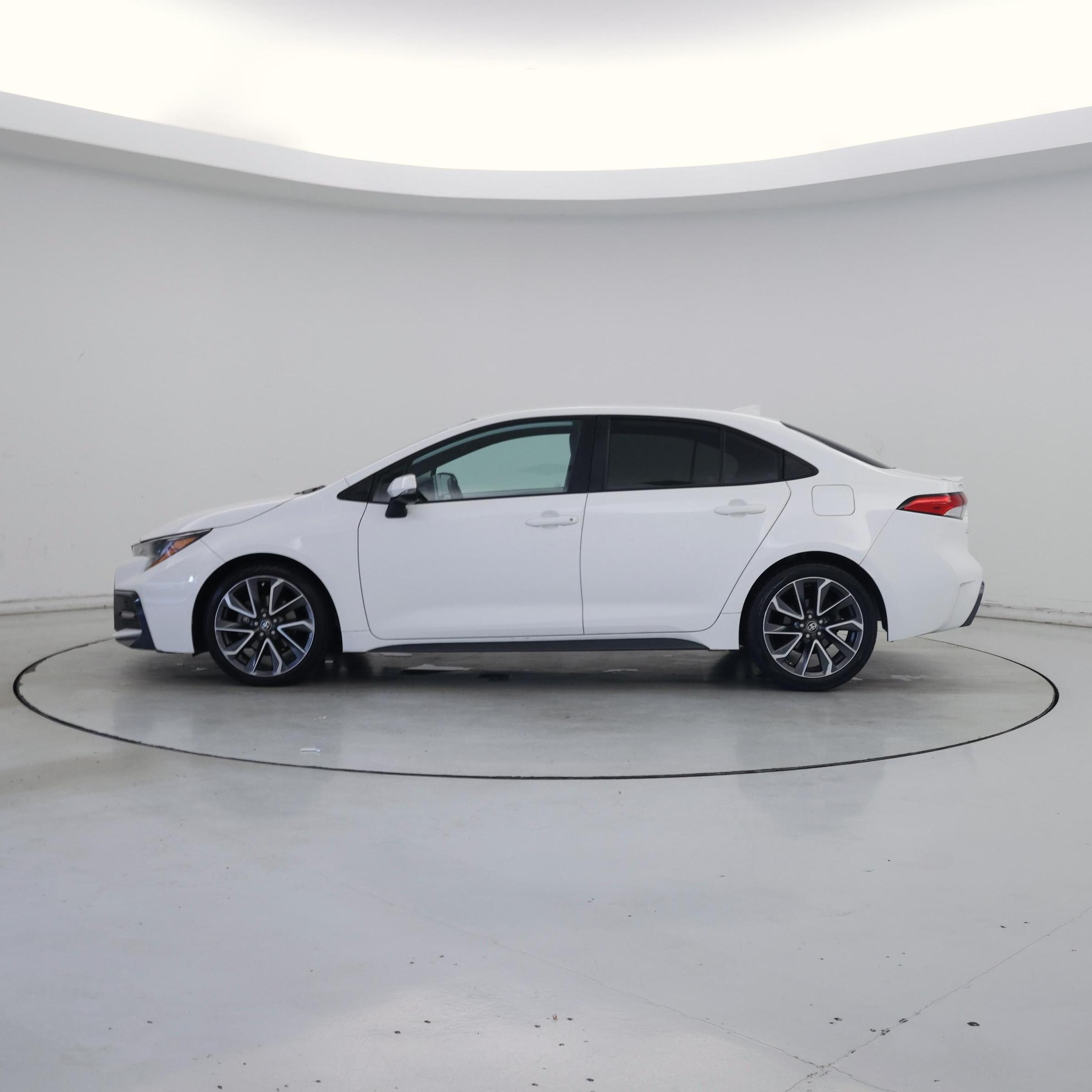 Thumbnail: 2021 Toyota Corolla - 3