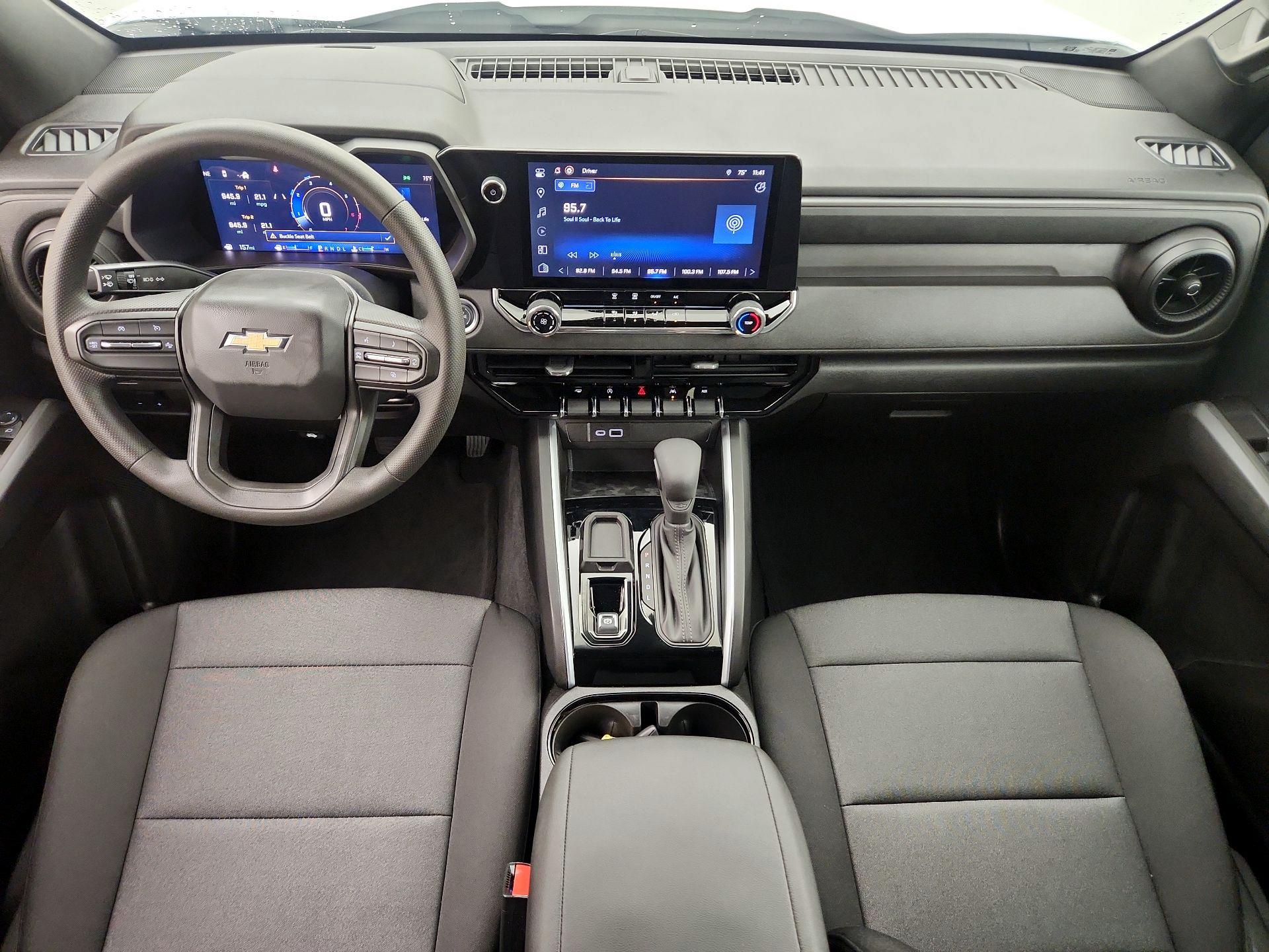 Thumbnail: 2024 Chevrolet Colorado - 9