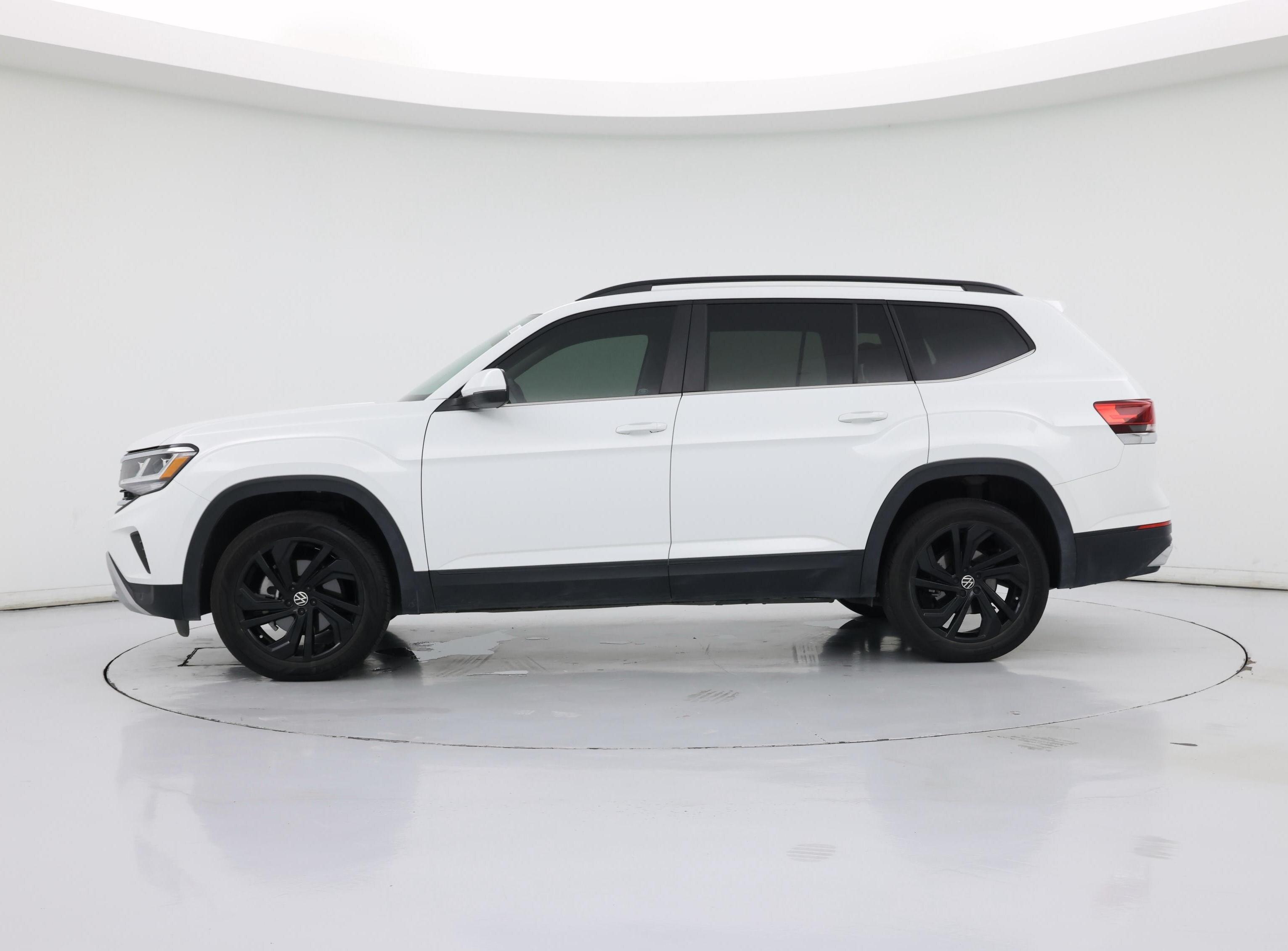 Thumbnail: 2022 Volkswagen Atlas - 3
