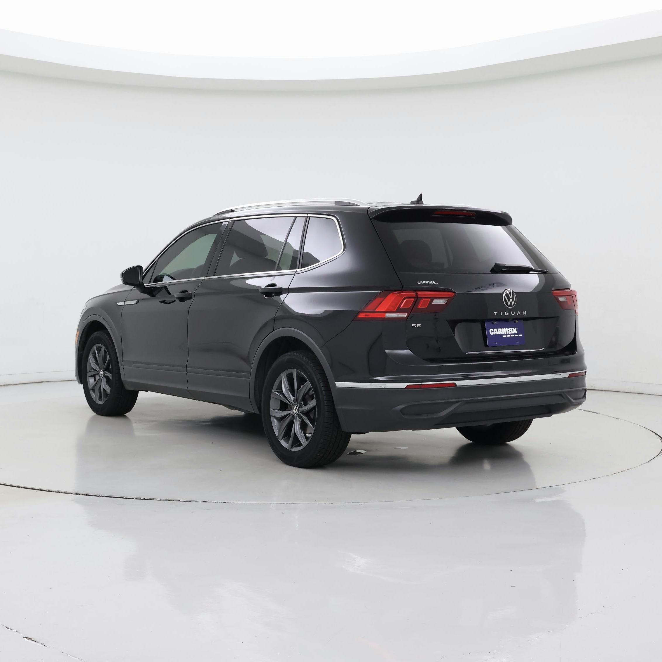 Thumbnail: 2022 Volkswagen Tiguan - 2