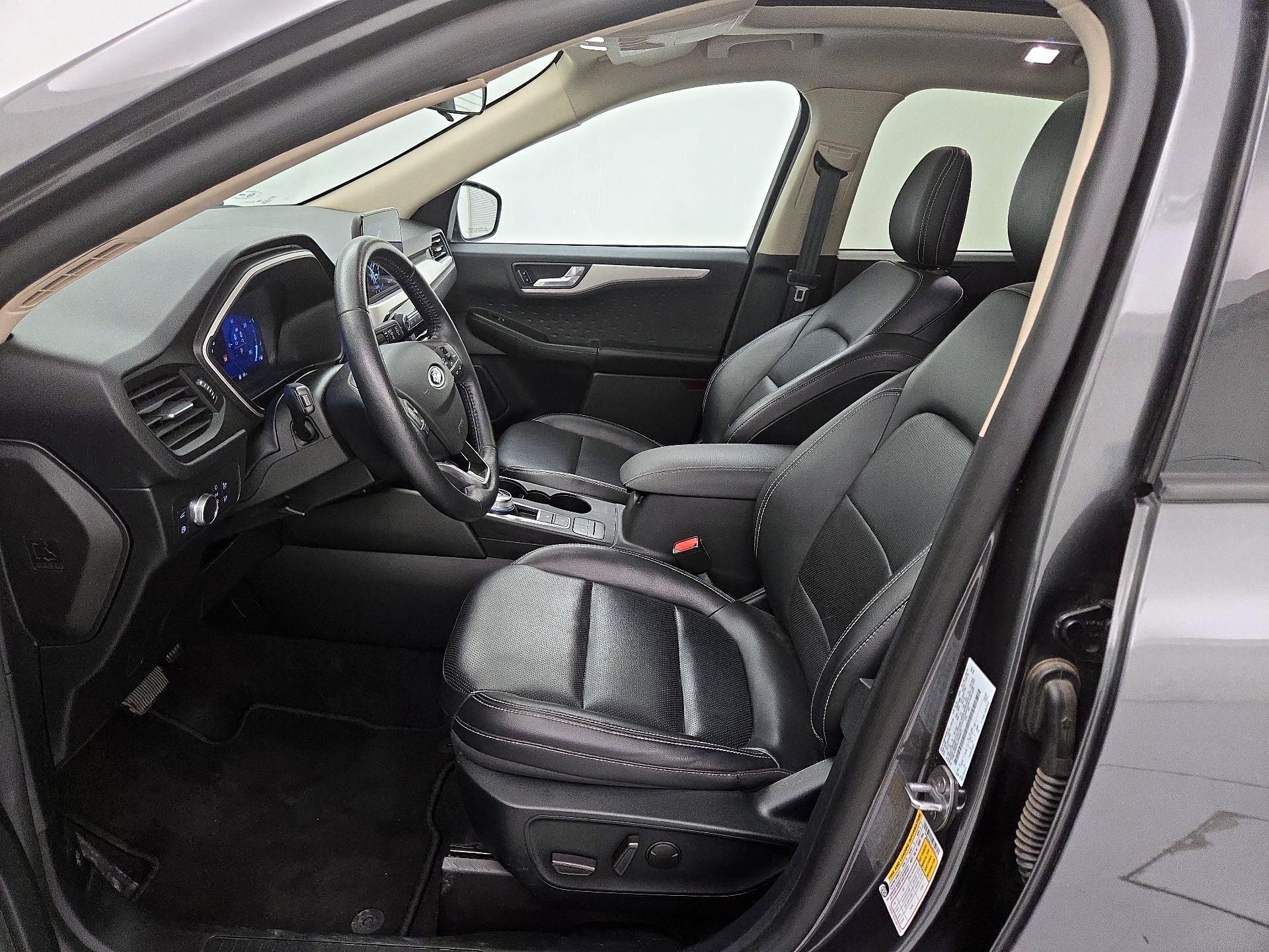 Thumbnail: 2020 Ford Escape - 11