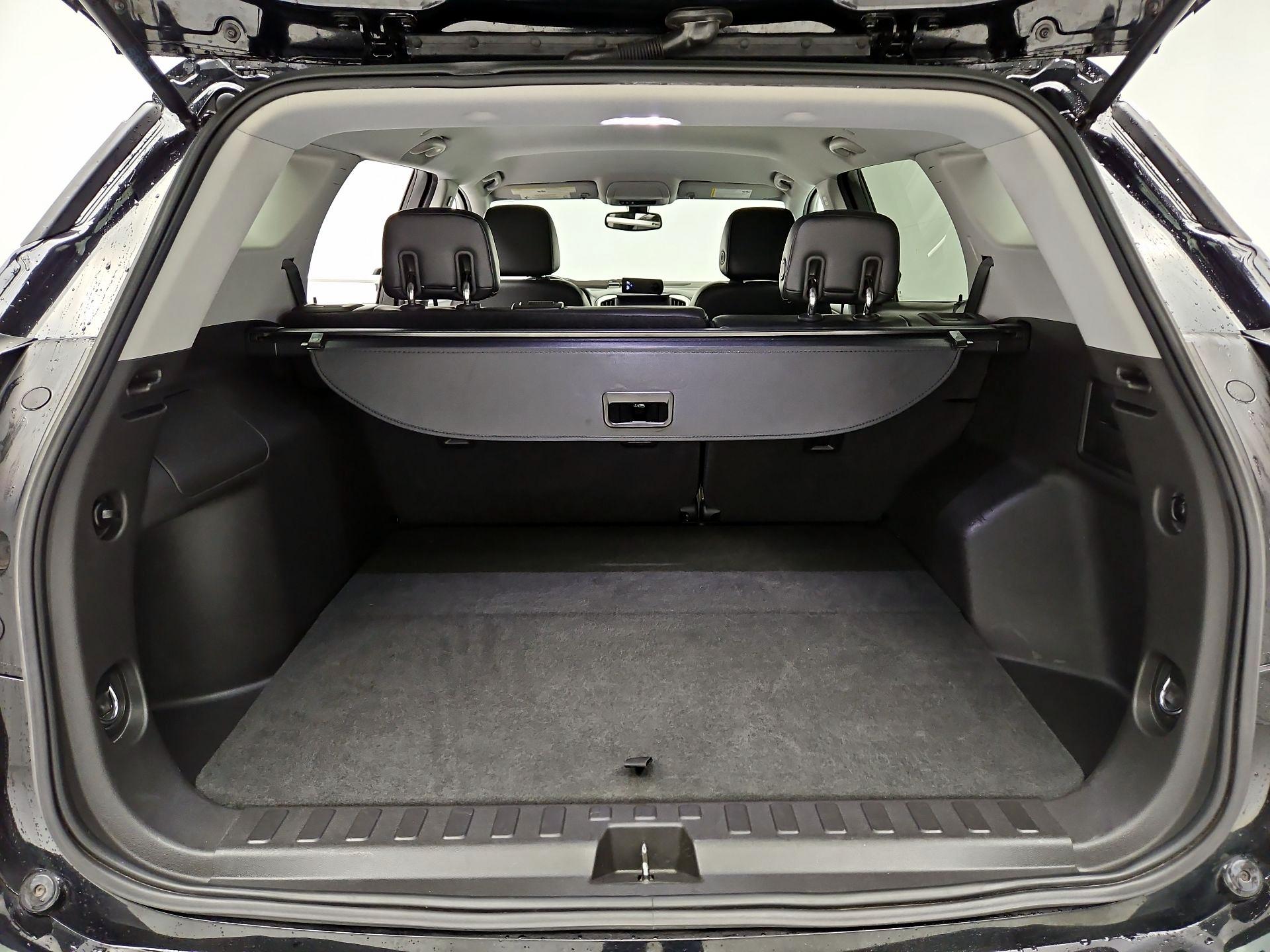 Thumbnail: 2018 GMC Terrain - 20