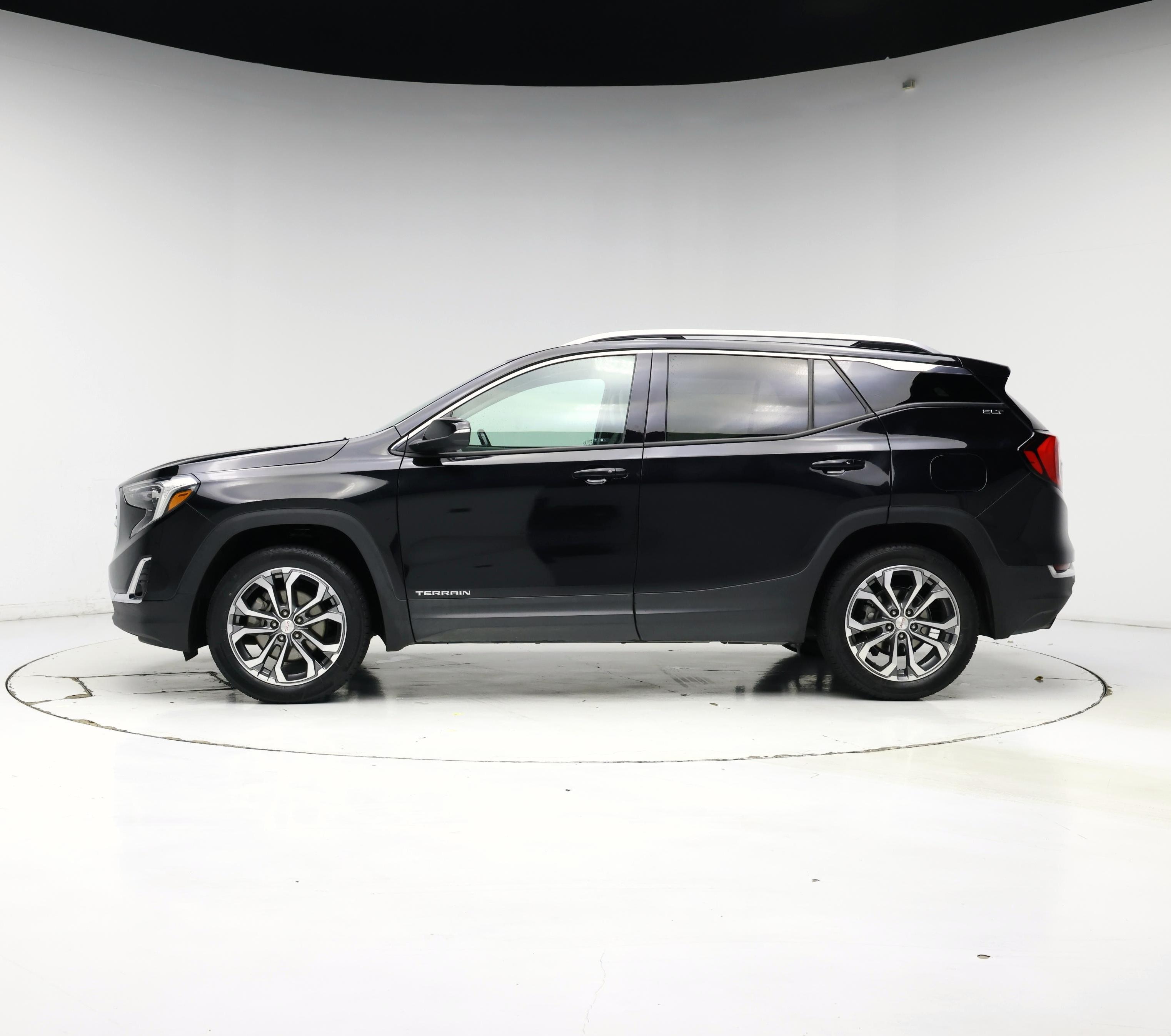 Thumbnail: 2018 GMC Terrain - 3