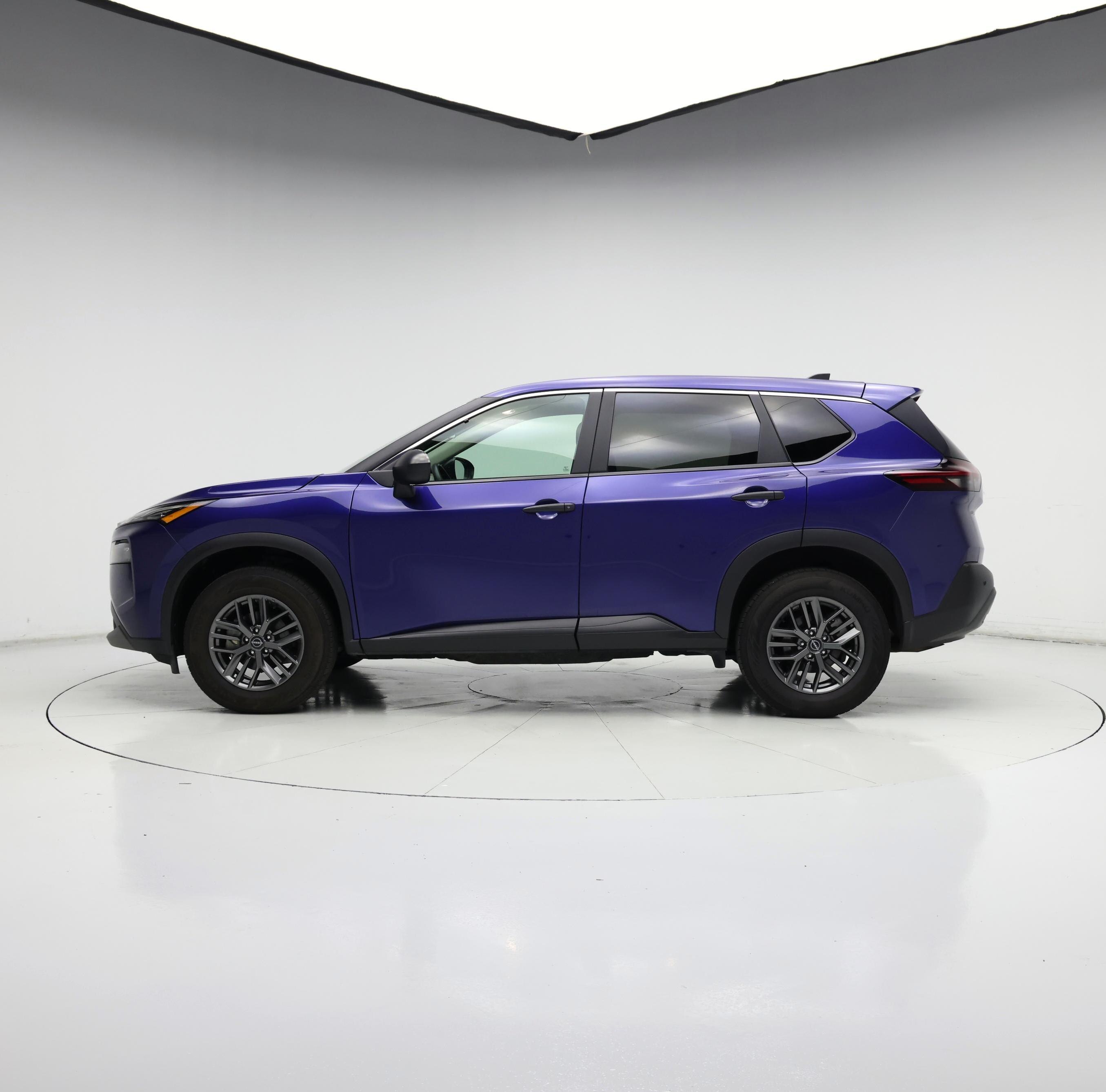 Thumbnail: 2023 Nissan Rogue - 3