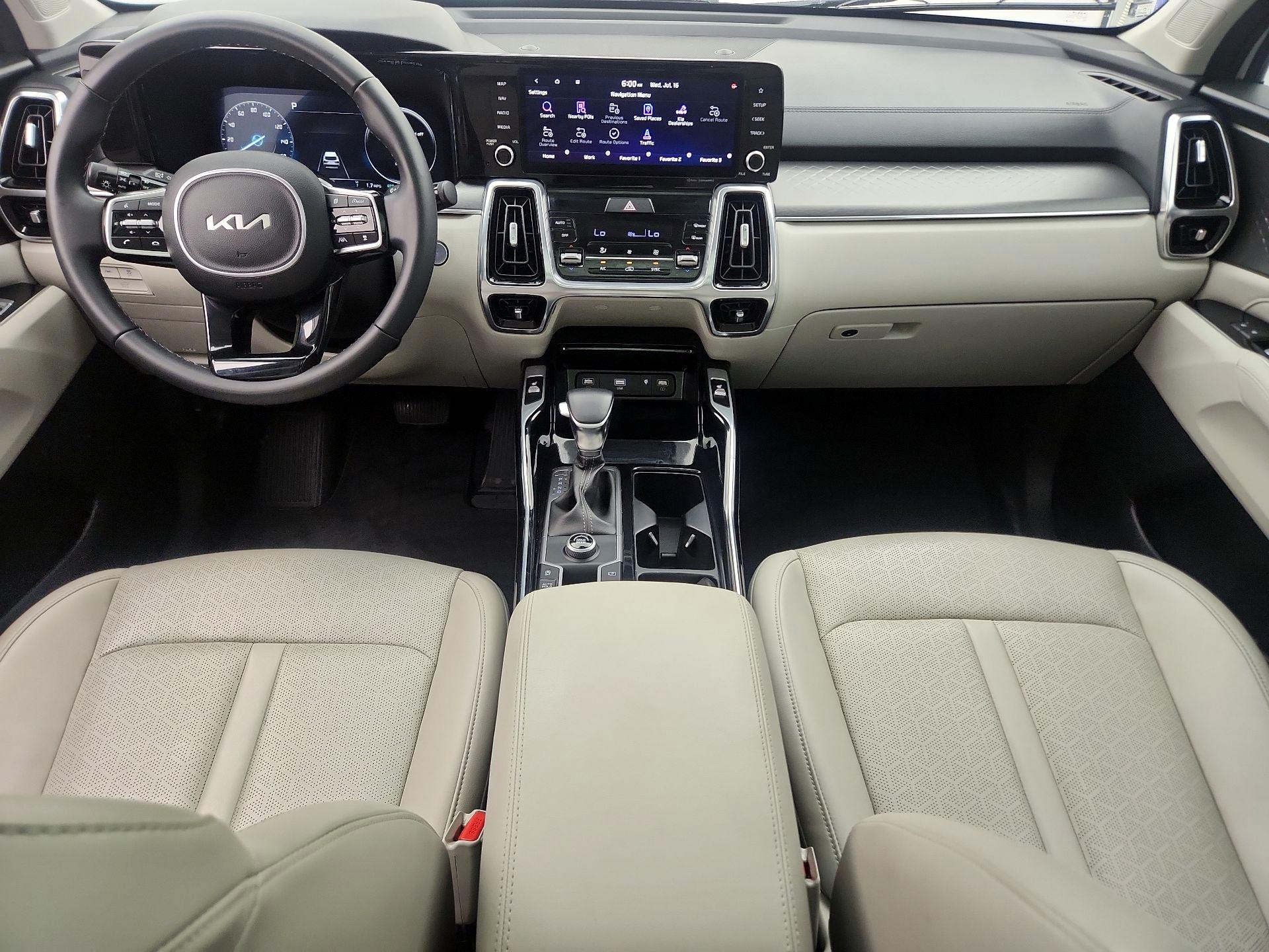 Thumbnail: 2023 Kia Sorento - 9