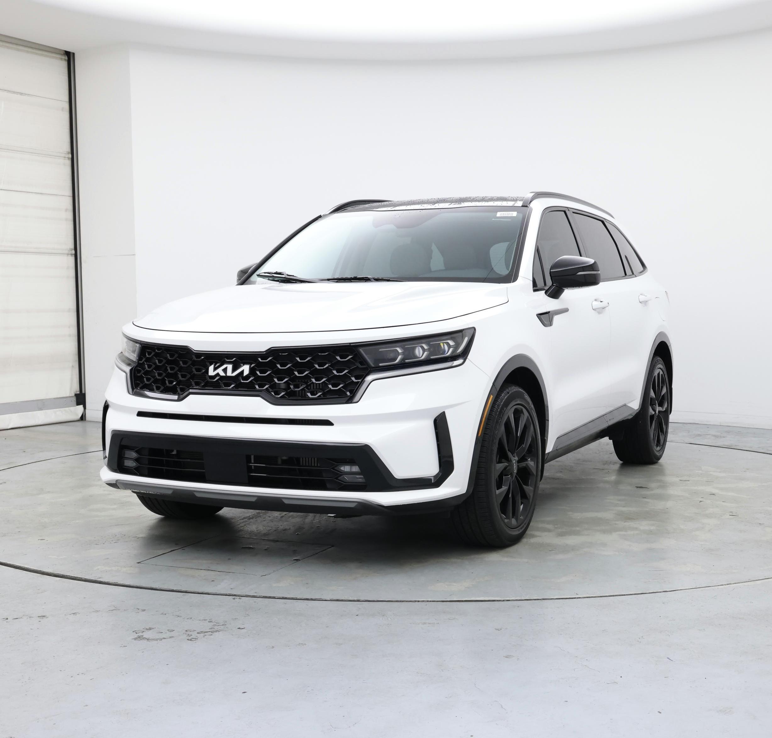 Thumbnail: 2023 Kia Sorento - 4