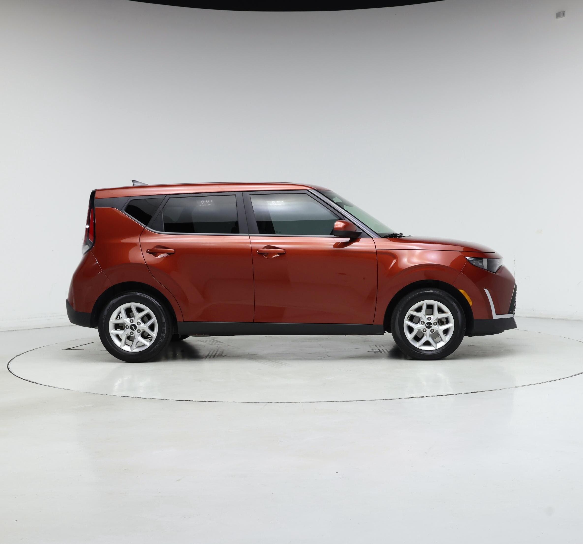 Thumbnail: 2023 Kia Soul - 7