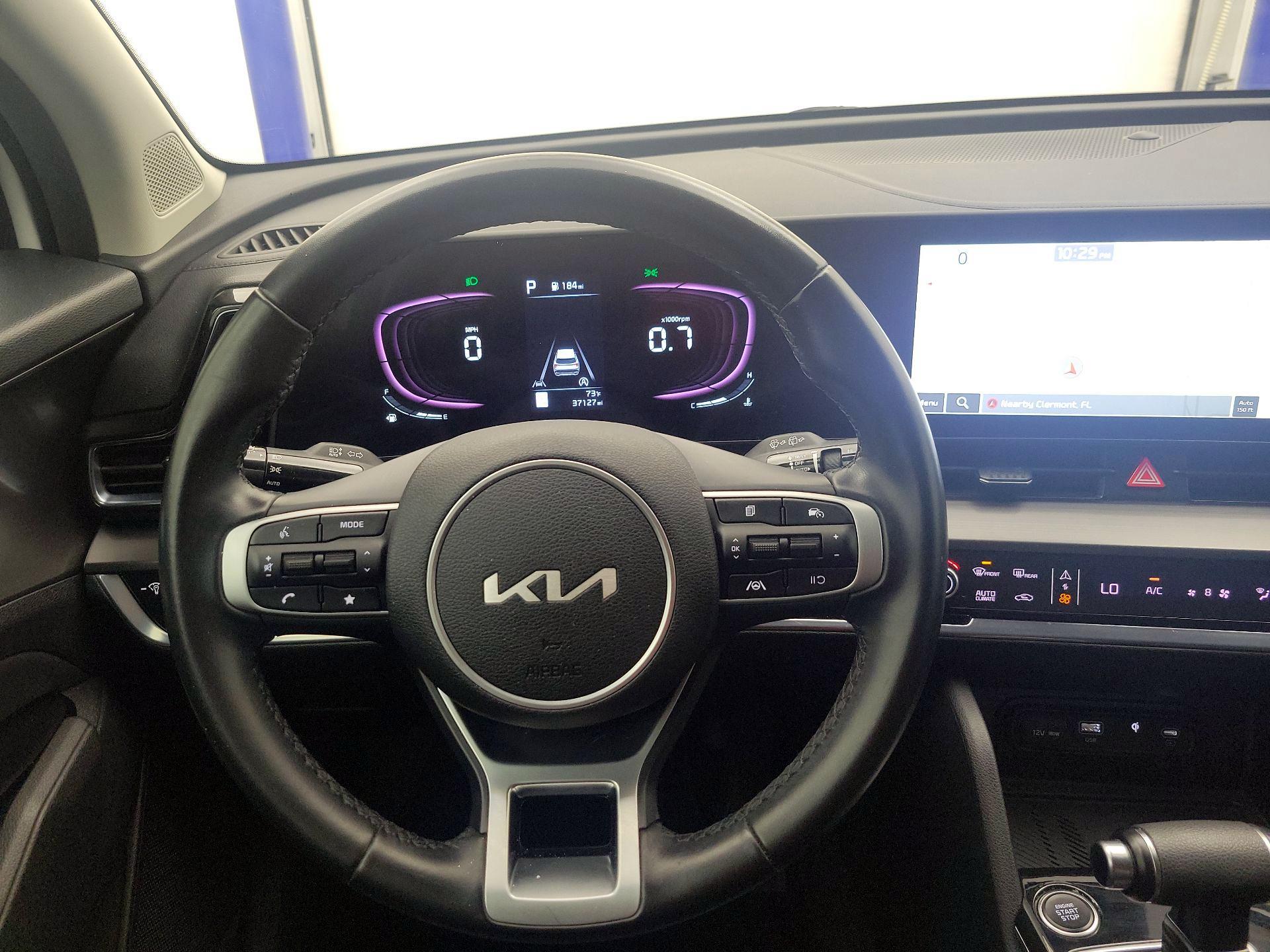 Thumbnail: 2023 Kia Sportage - 10