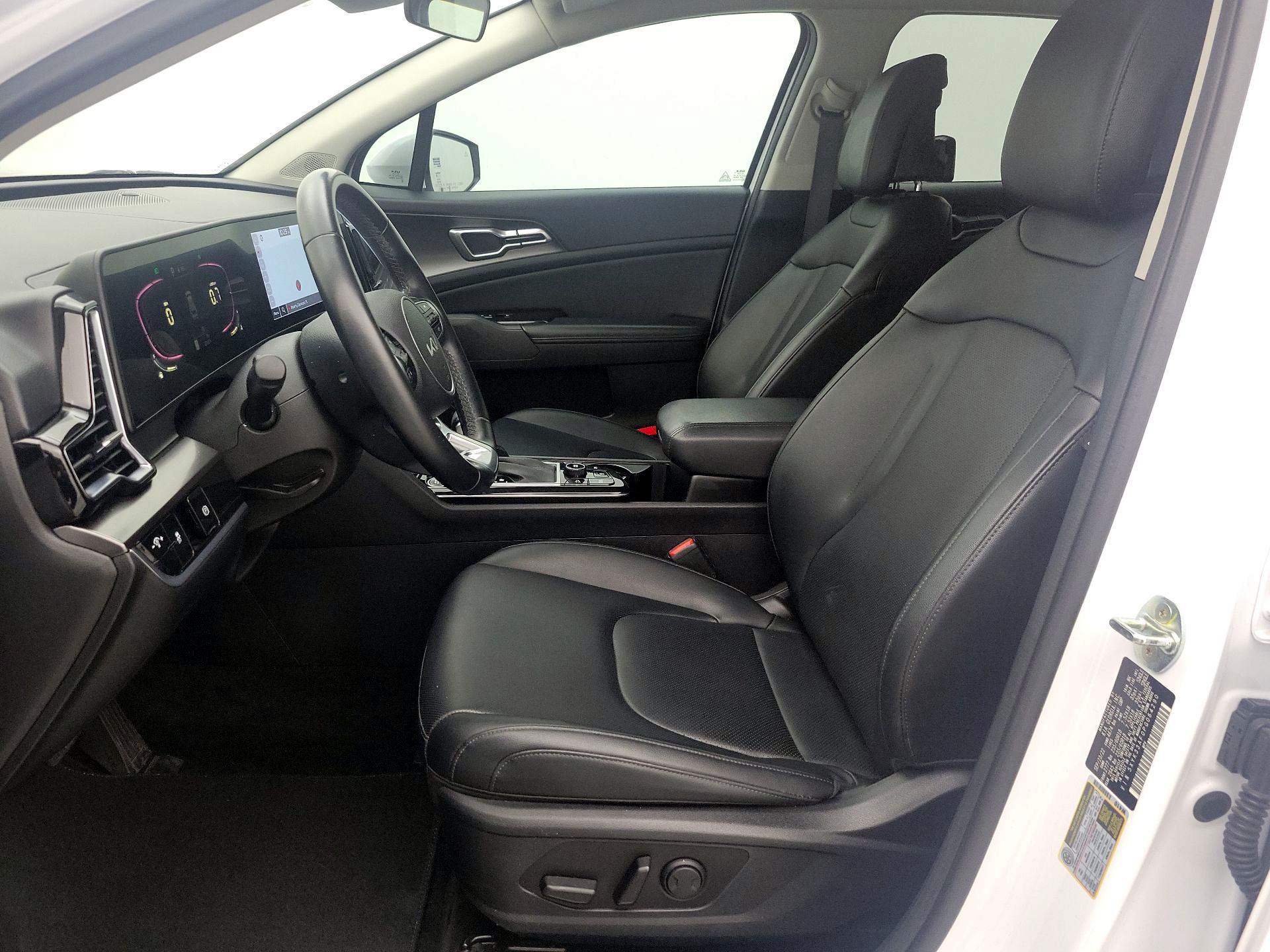 Thumbnail: 2023 Kia Sportage - 11