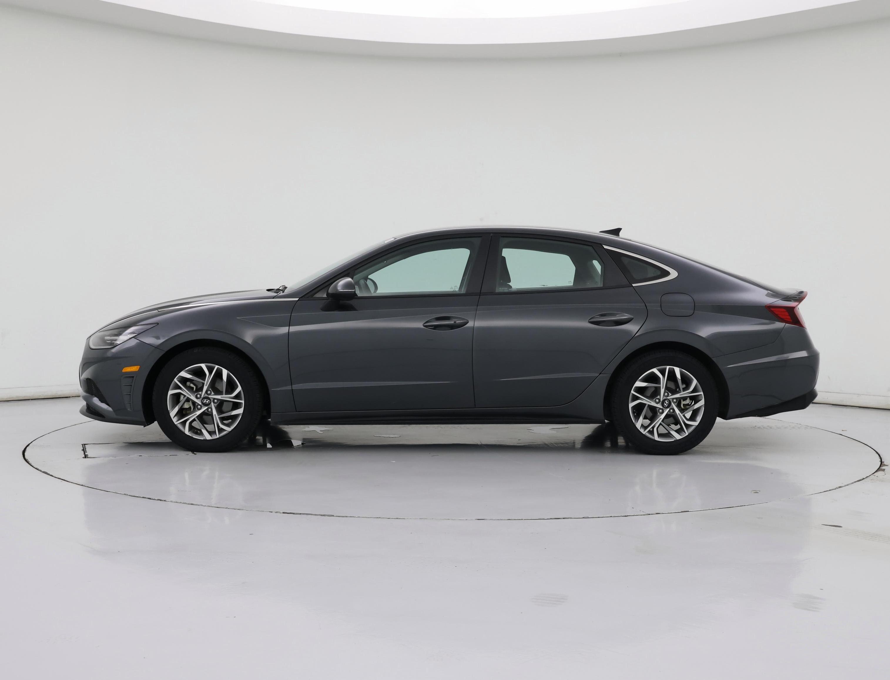 Thumbnail: 2023 Hyundai Sonata - 3