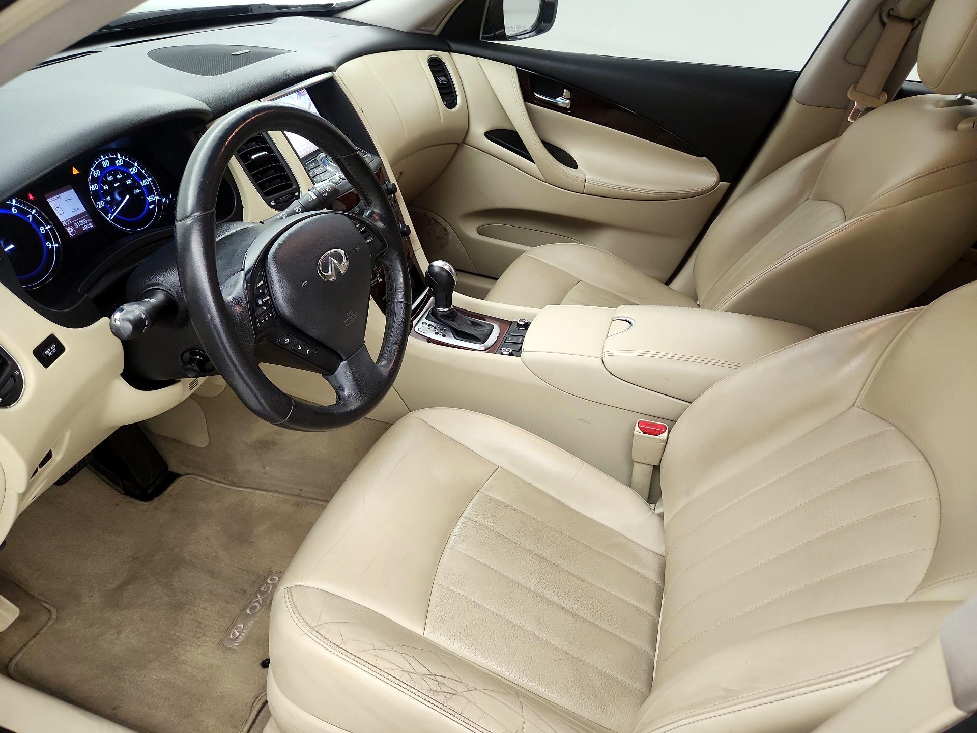 Thumbnail: 2016 INFINITI QX50 - 11