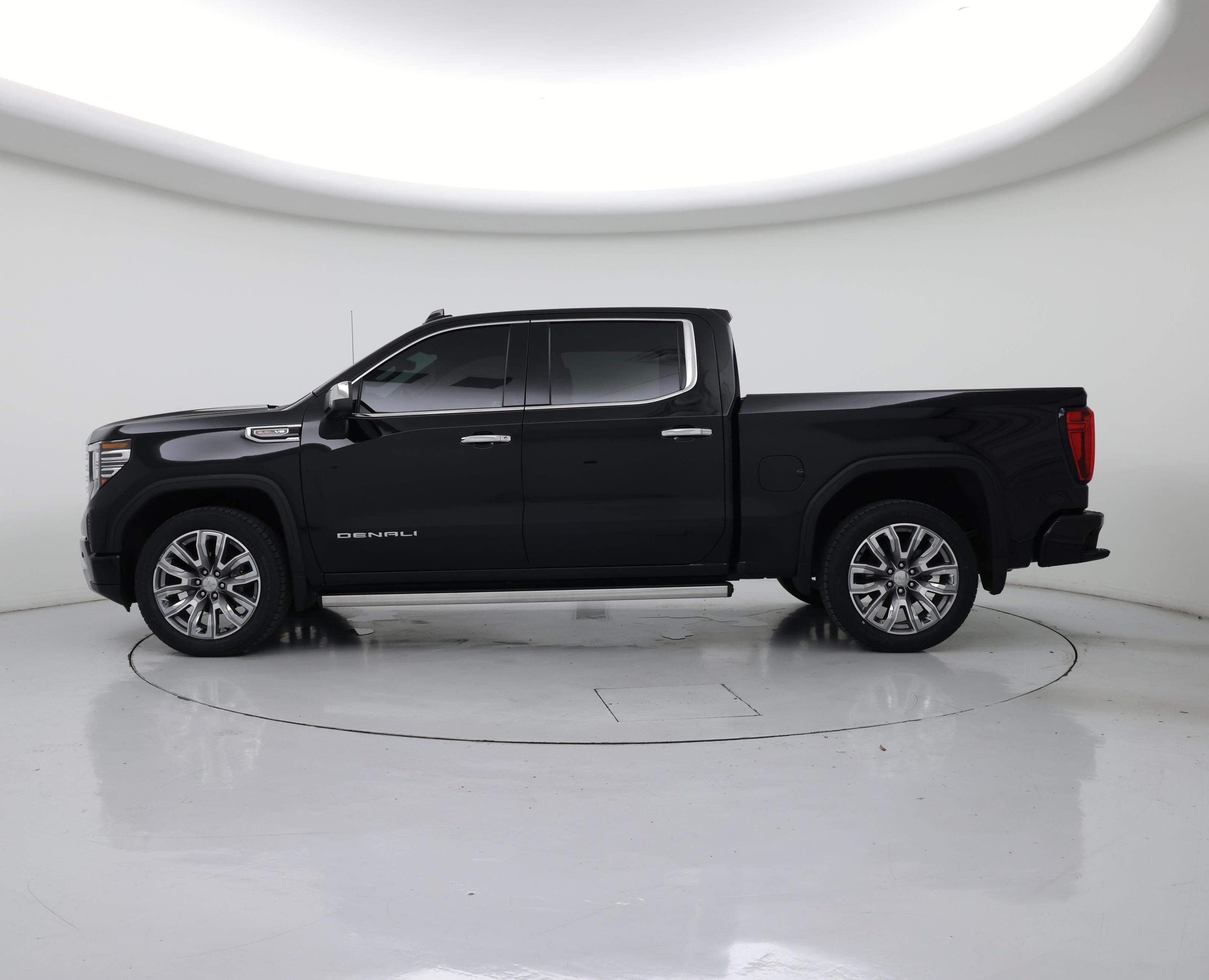 Thumbnail: 2023 GMC Sierra 1500 - 3