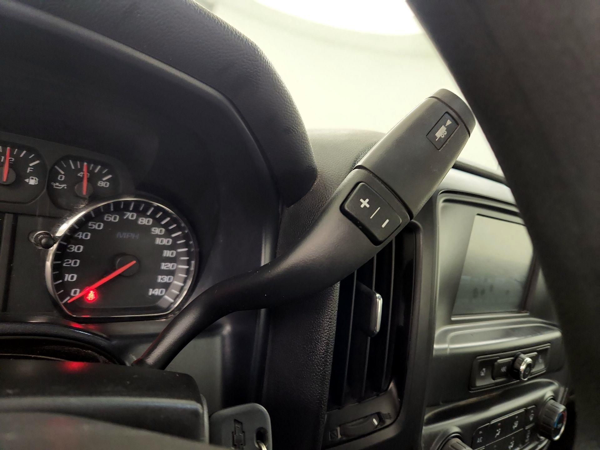 Thumbnail: 2016 Chevrolet Silverado 1500 - 16